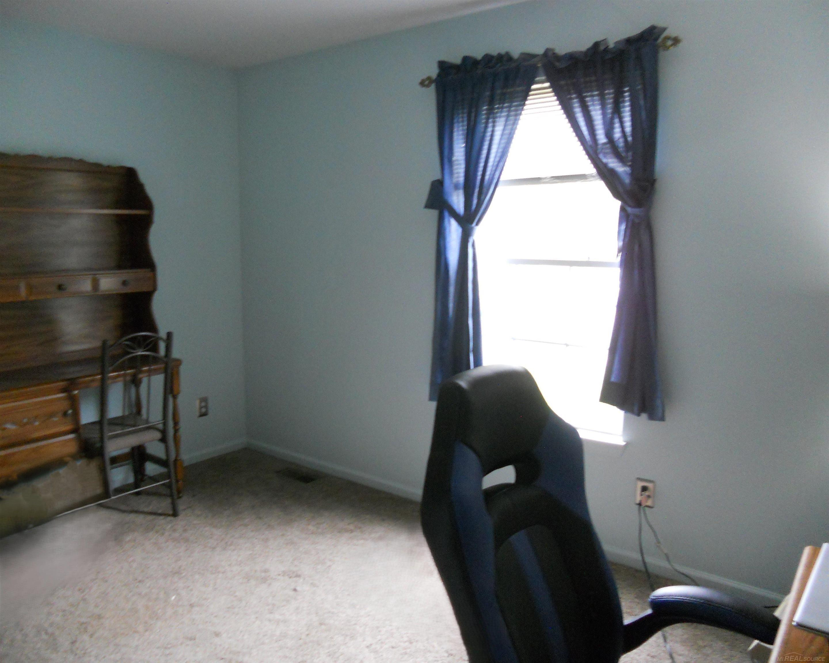 7130 POPLAR Drive, Ypsilanti, MI 48197 — Photo 33