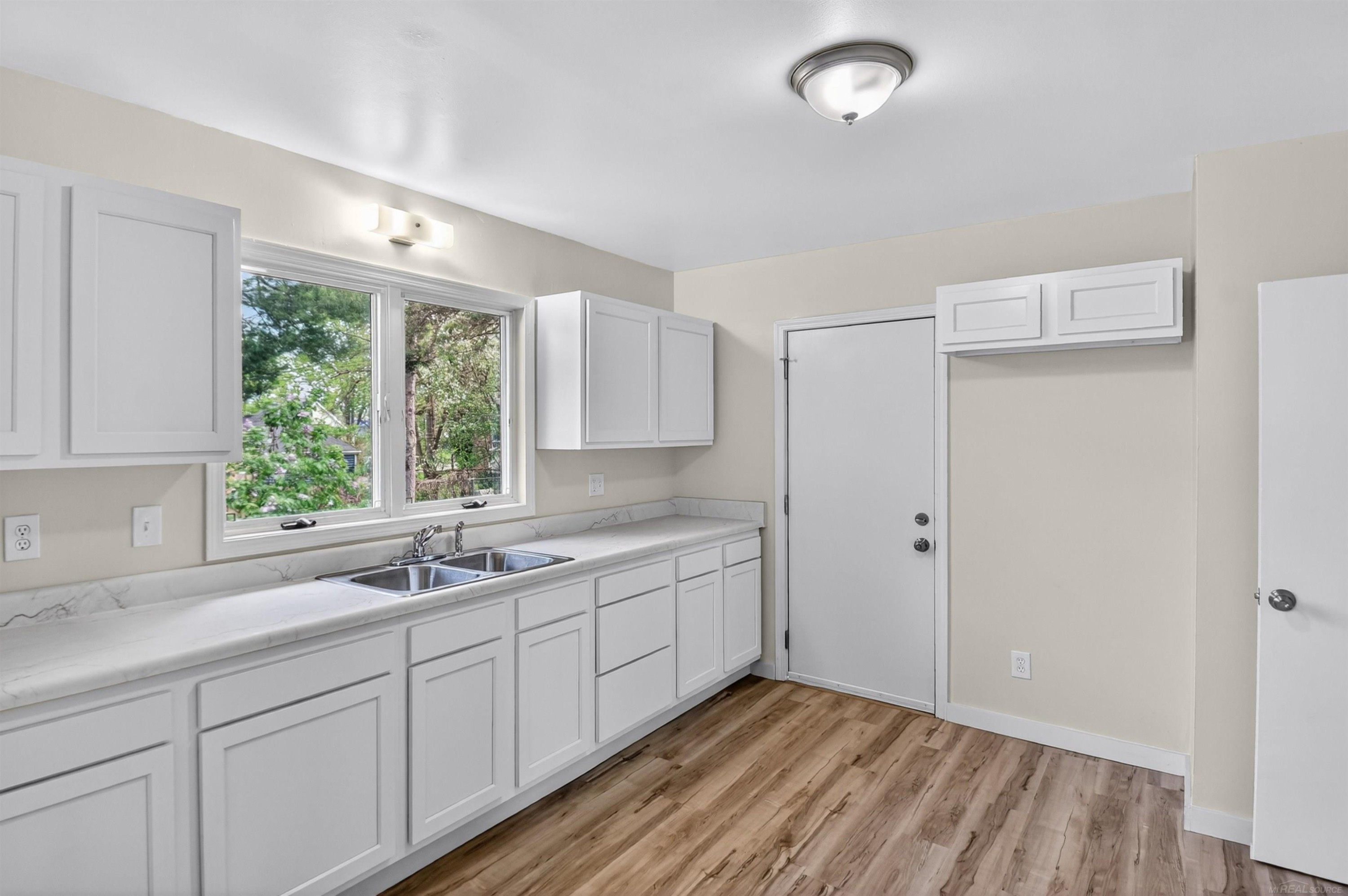 1416 11 th Street, Port Huron, MI 48060 — Photo 13