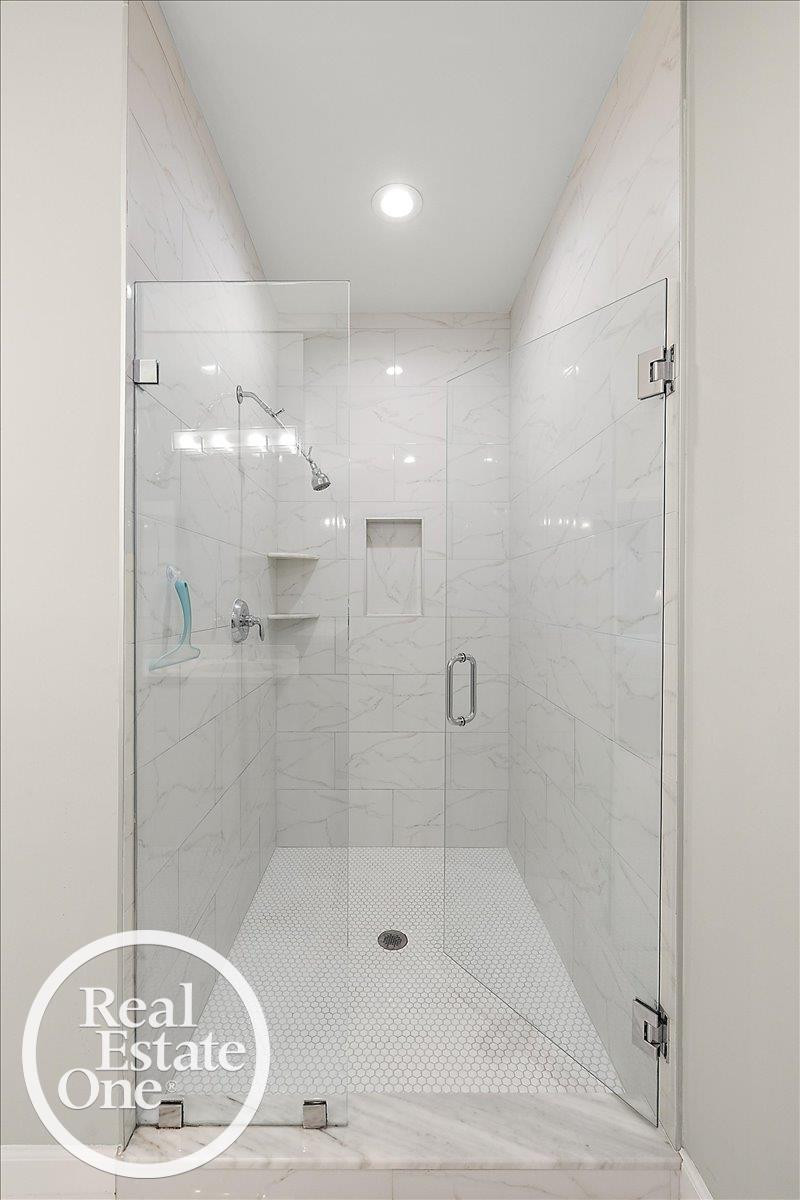 455 Heritage Place, 12, Saint Clair Shores, MI 48080 — Photo 18