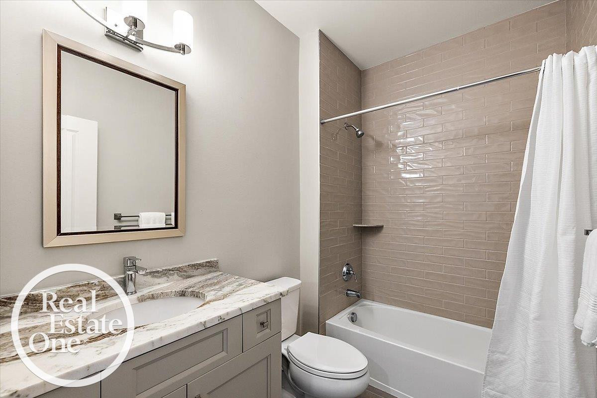 455 Heritage Place, 12, Saint Clair Shores, MI 48080 — Photo 24