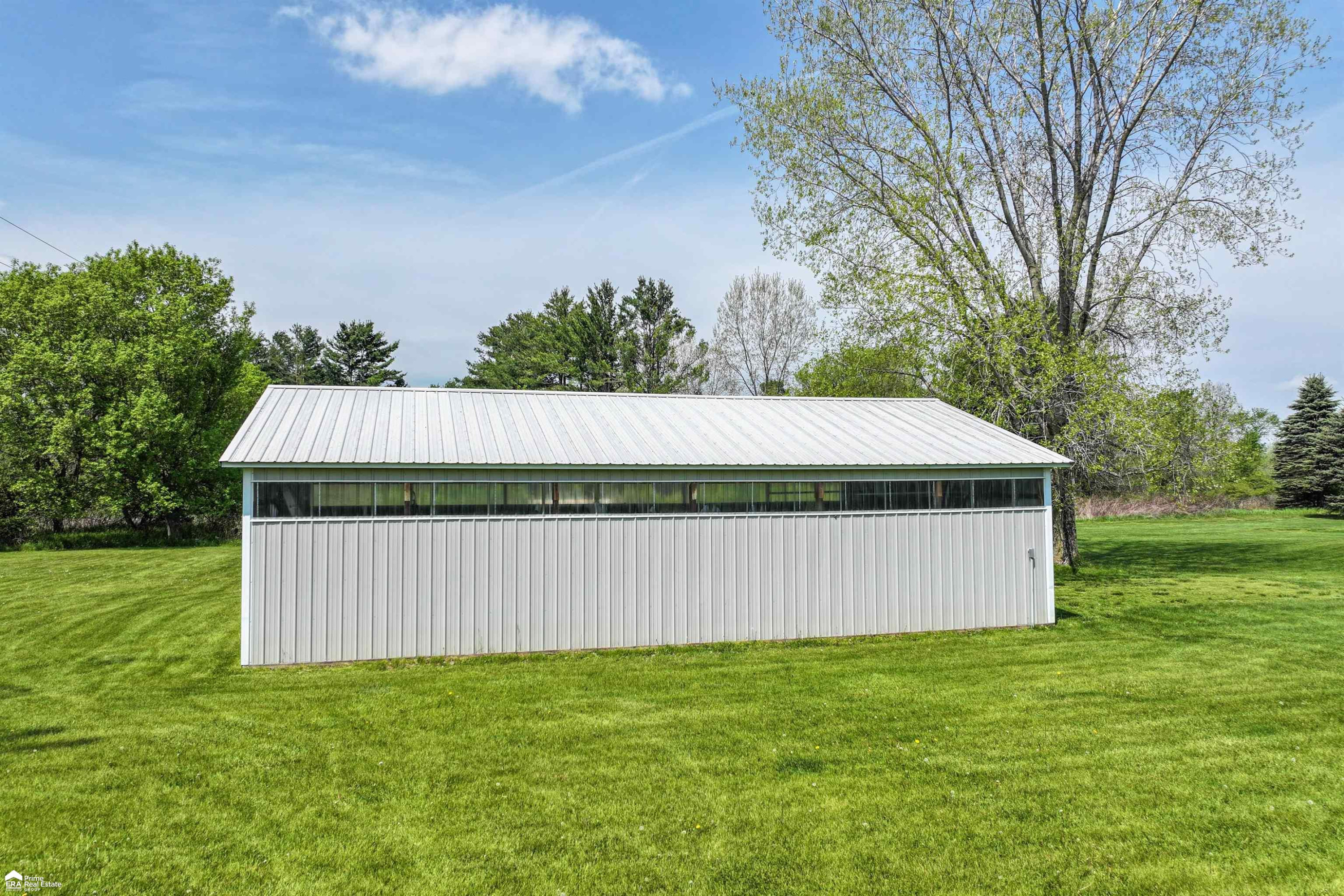 8866 Hough Road, Almont, MI 48003 — Photo 40