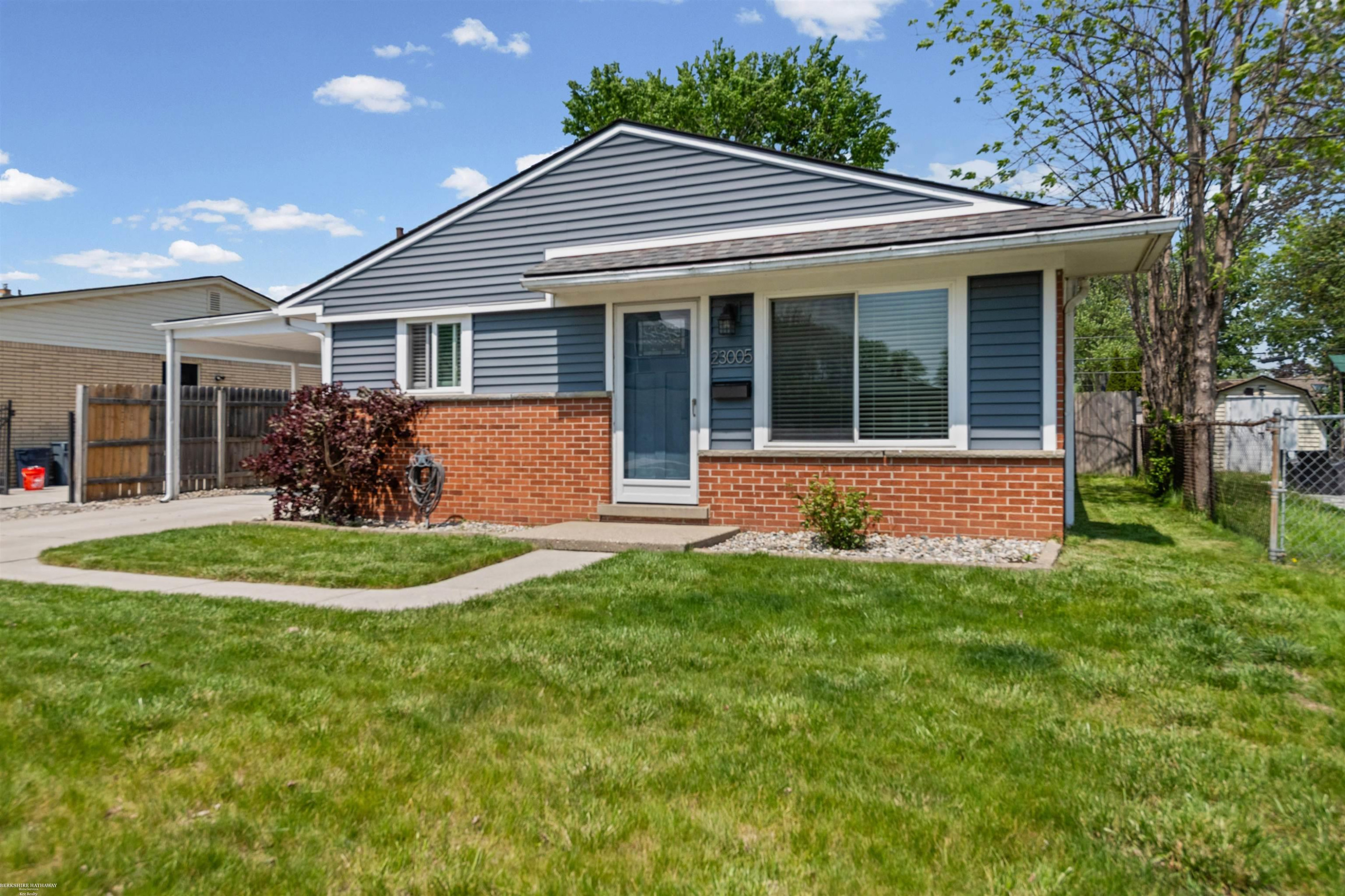 23005 Avon Street, Saint Clair Shores, MI 48082 — Photo 3