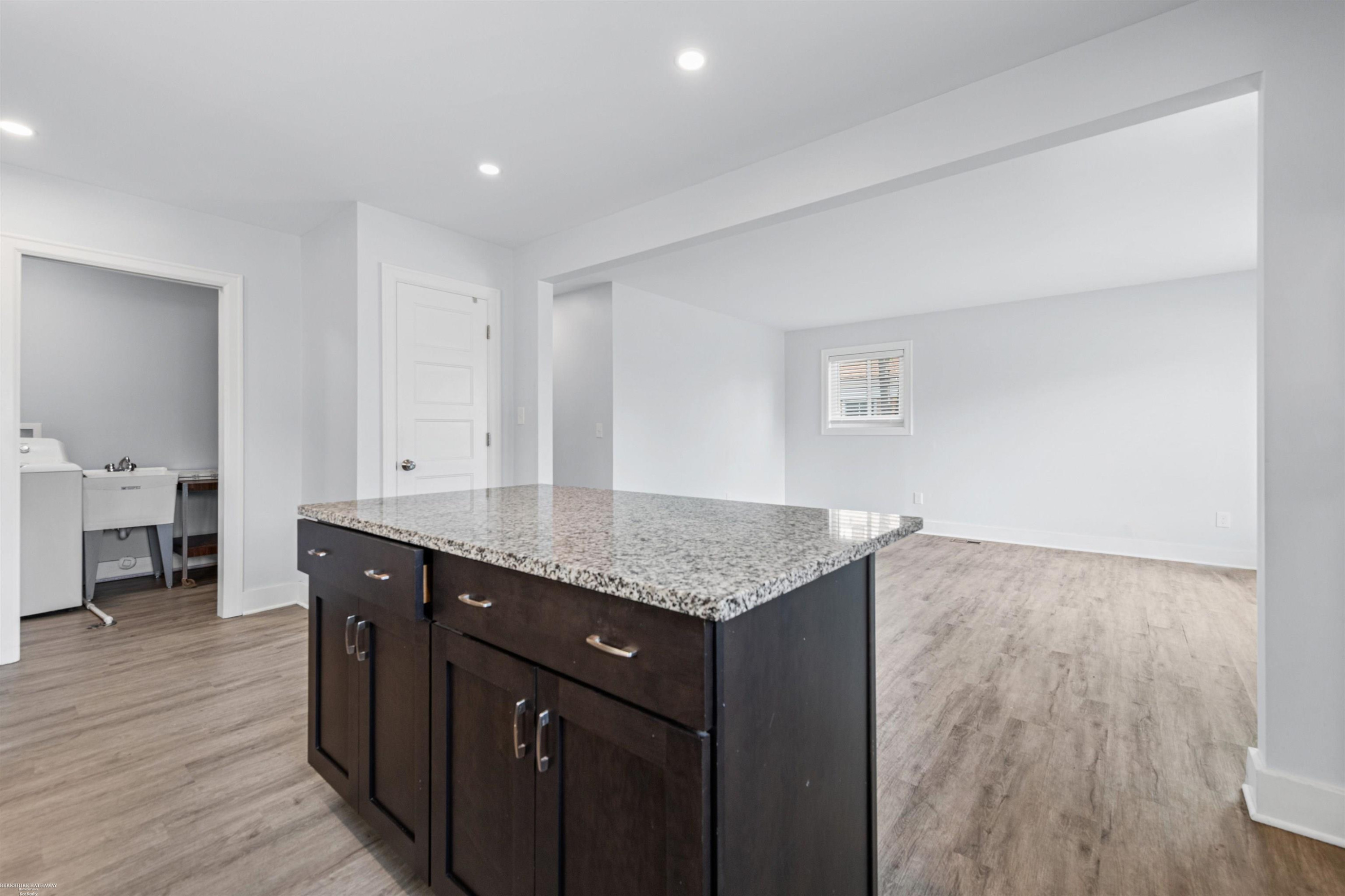 23005 Avon Street, Saint Clair Shores, MI 48082 — Photo 14