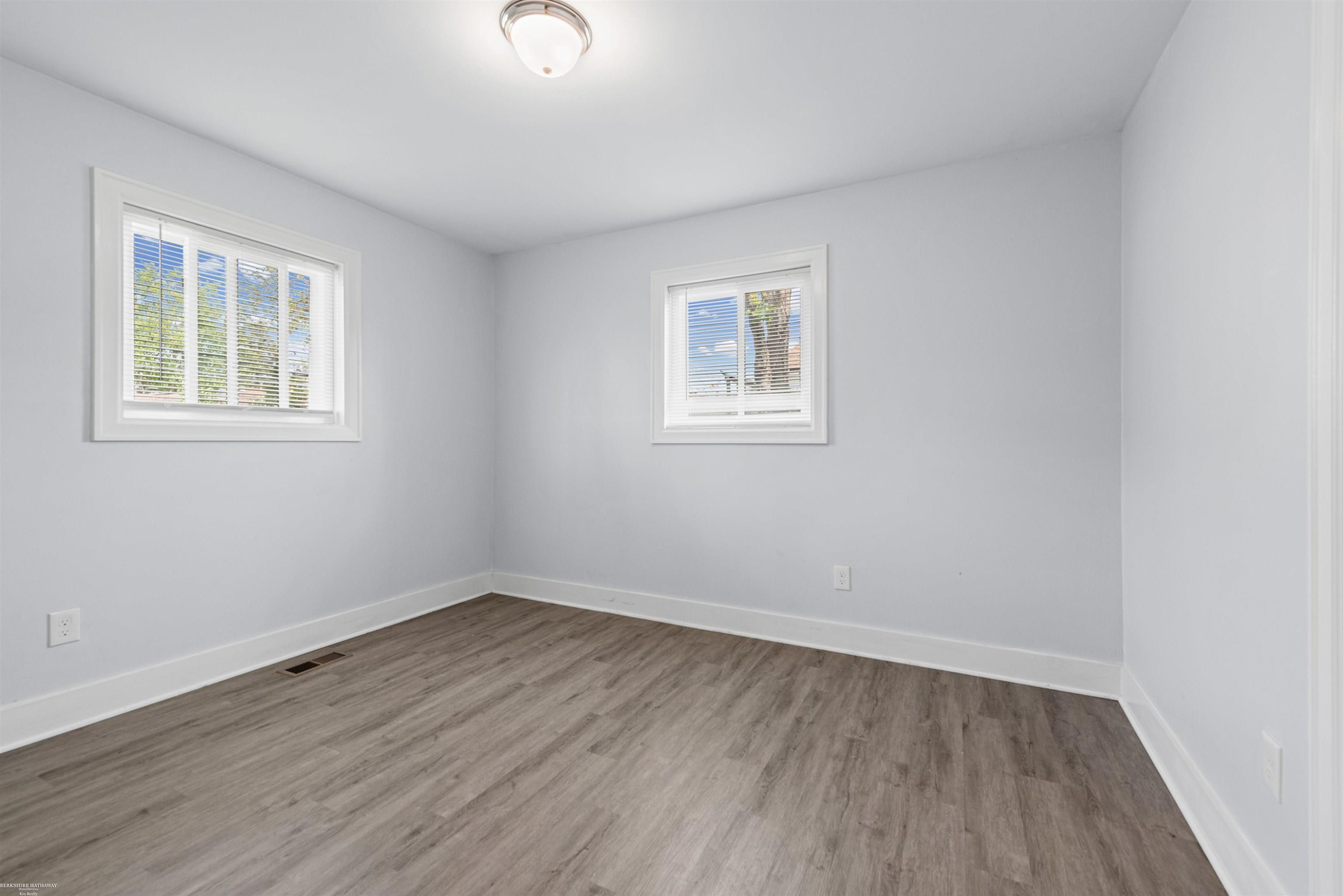 23005 Avon Street, Saint Clair Shores, MI 48082 — Photo 22