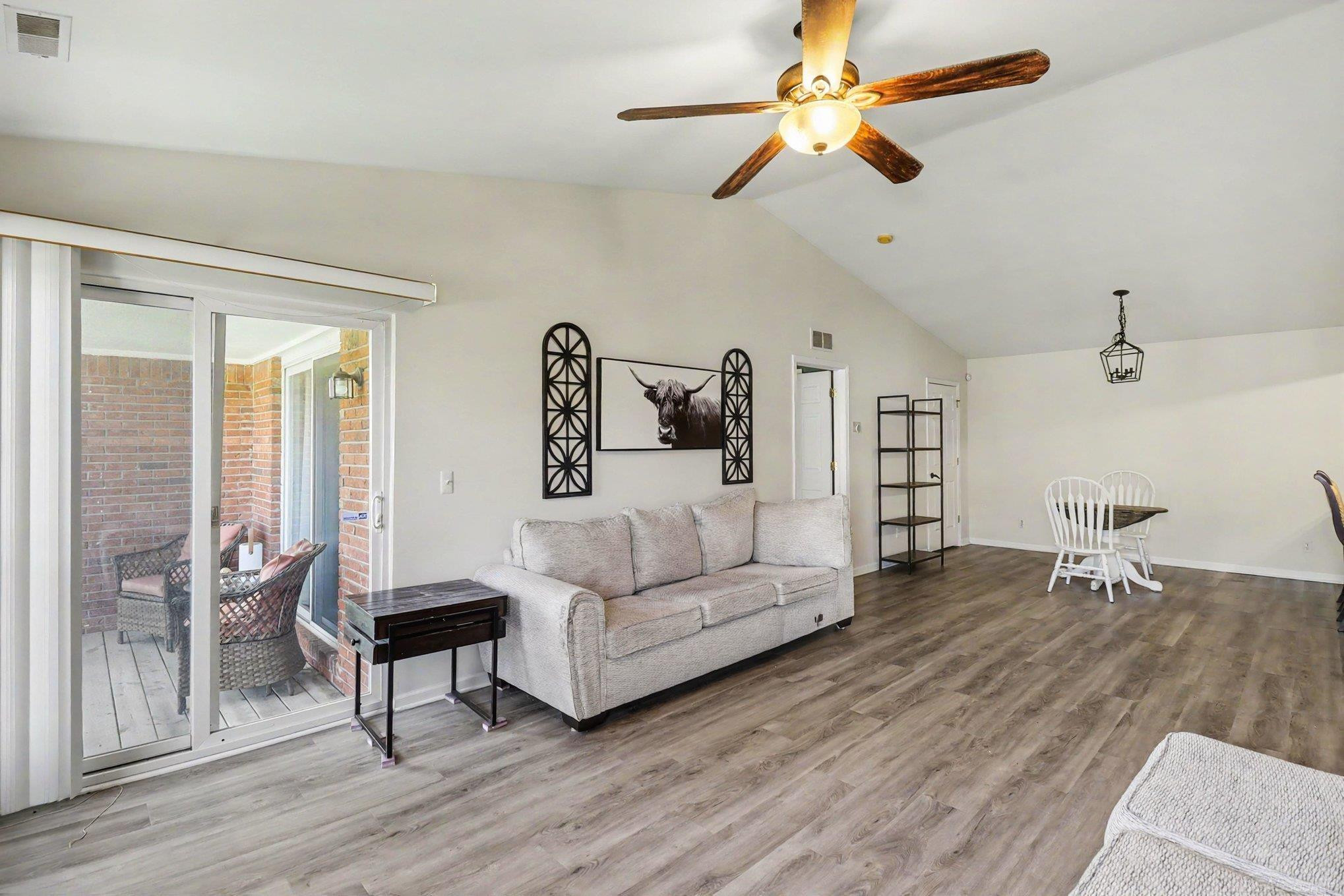 52328 Heatherstone Avenue, Macomb, MI 48042 — Photo 4