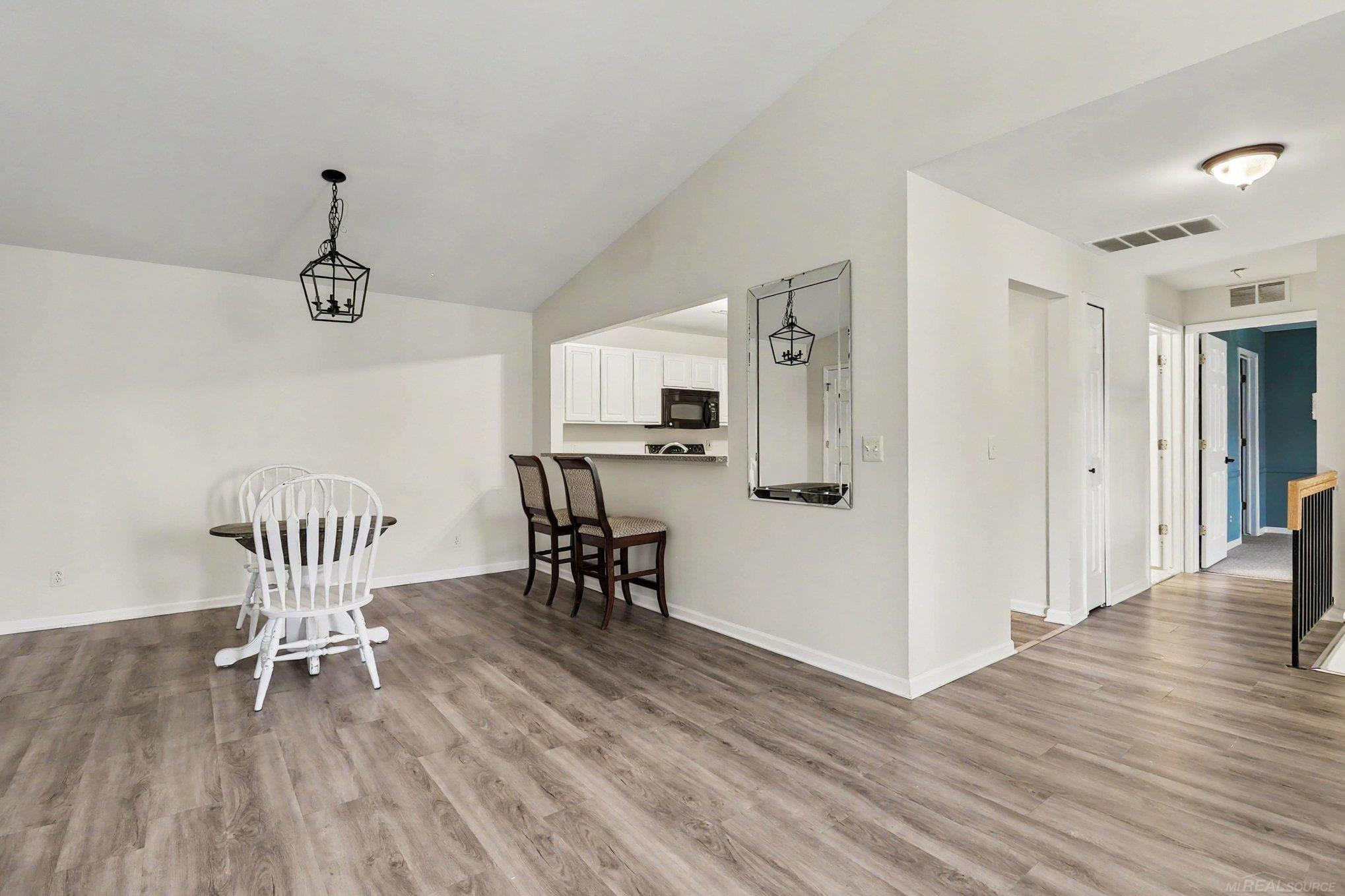 52328 Heatherstone Avenue, Macomb, MI 48042 — Photo 7