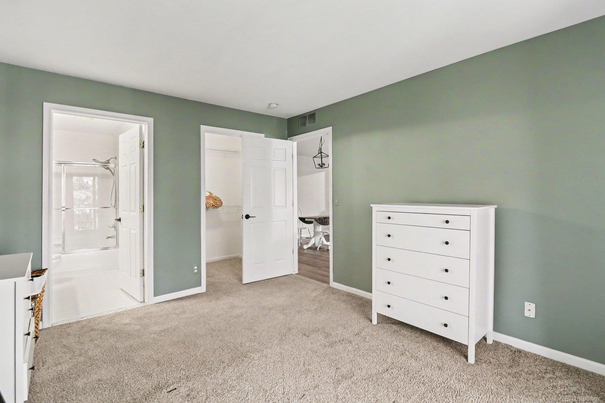52328 Heatherstone Avenue, Macomb, MI 48042 — Photo 9