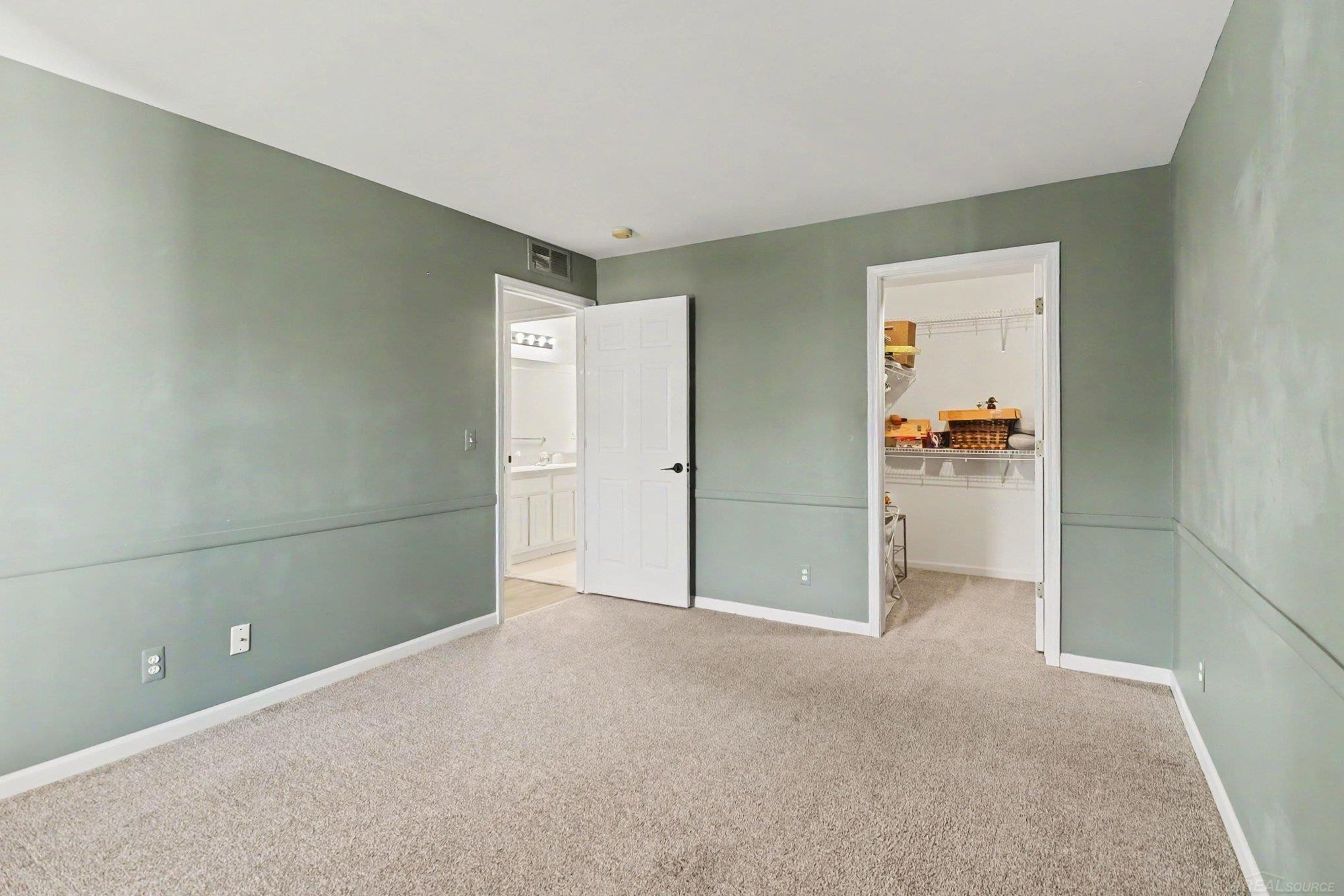 52328 Heatherstone Avenue, Macomb, MI 48042 — Photo 17