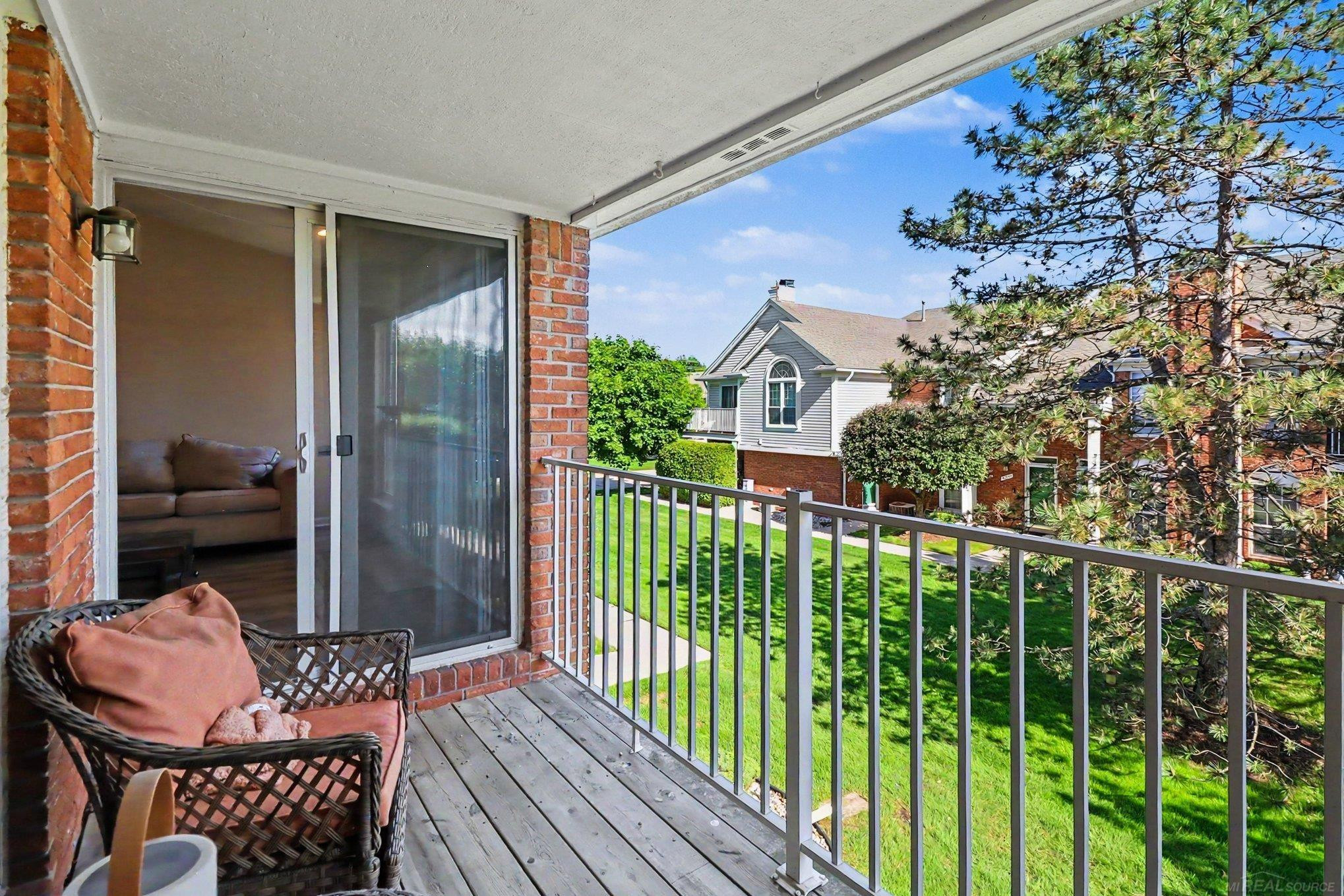 52328 Heatherstone Avenue, Macomb, MI 48042 — Photo 23