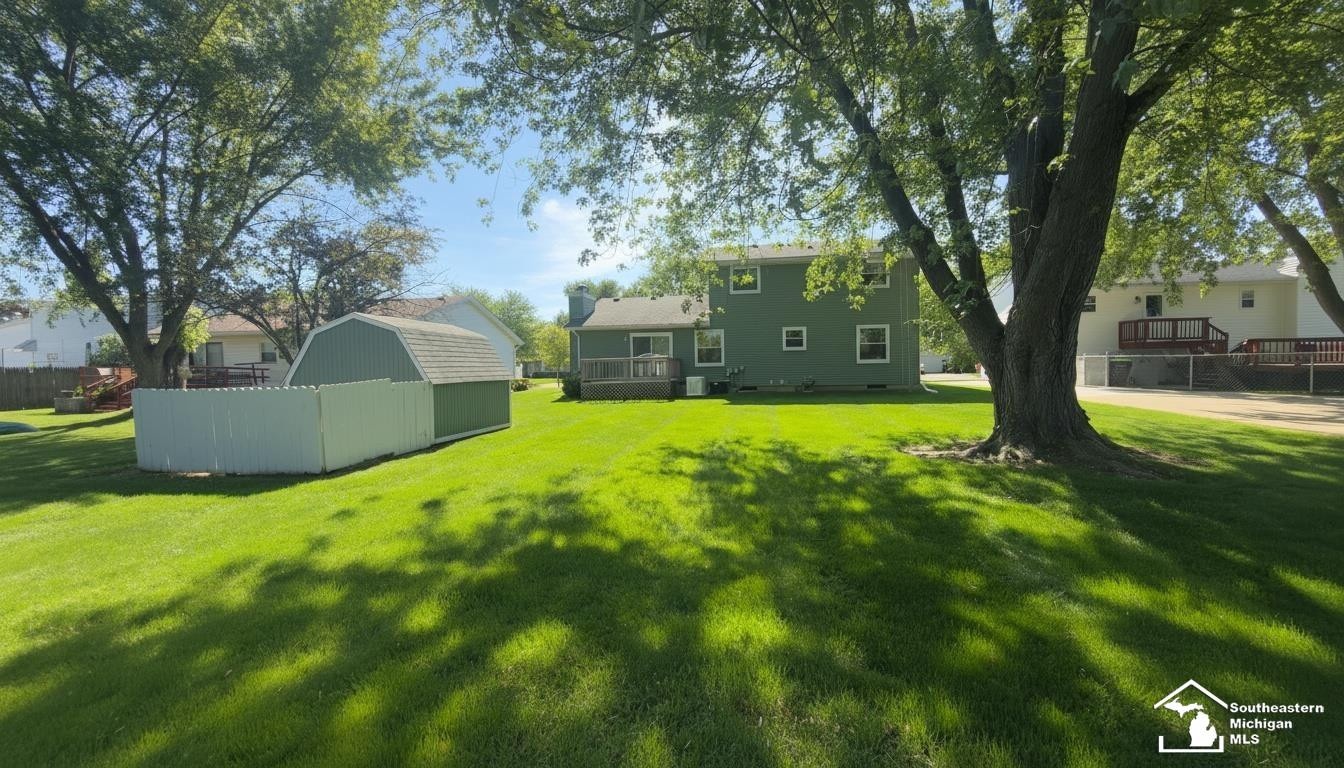 755 Toll Street, Monroe, MI 48162 — Photo 8
