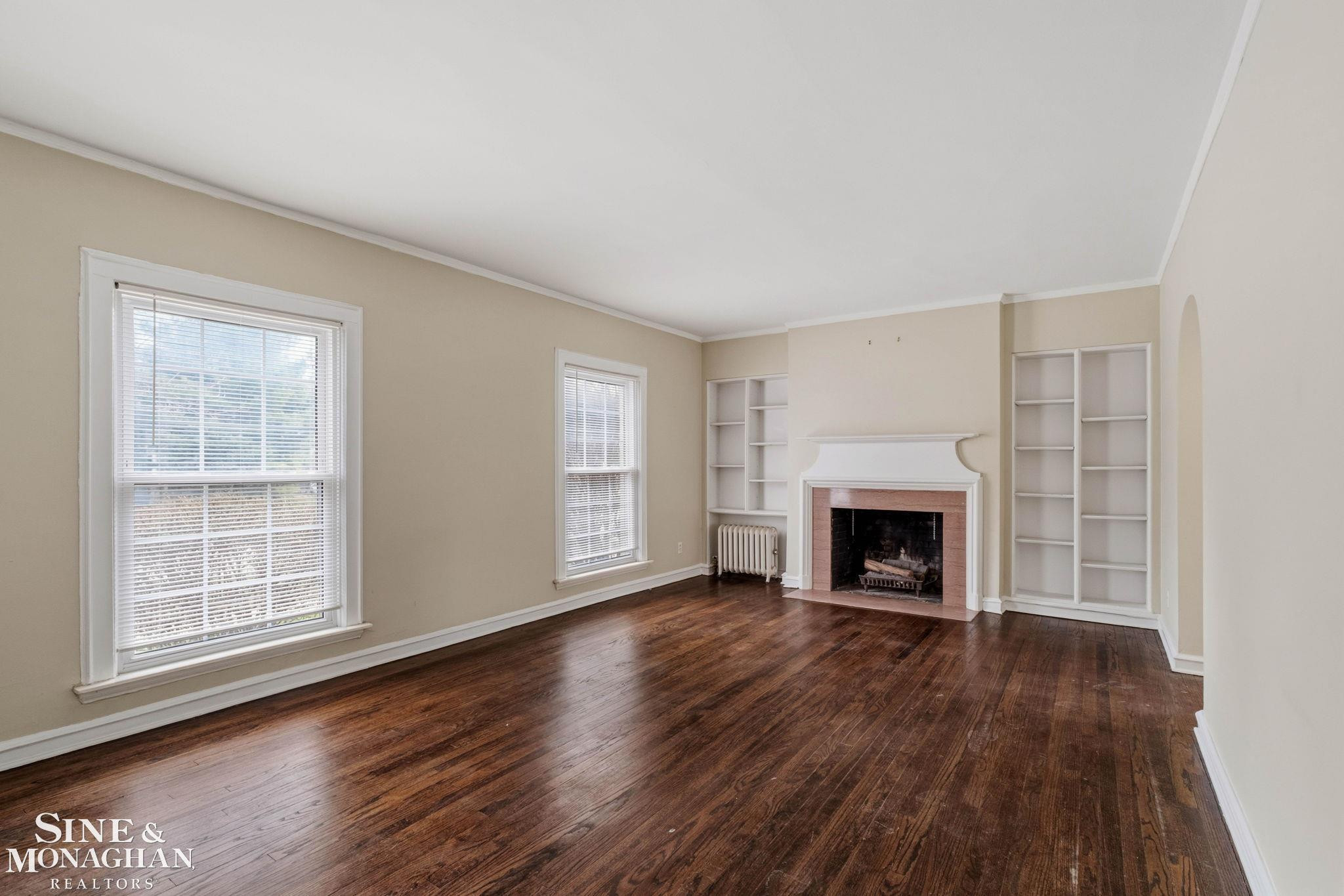 377 Rivard Boulevard, Grosse Pointe, MI 48230 — Photo 5