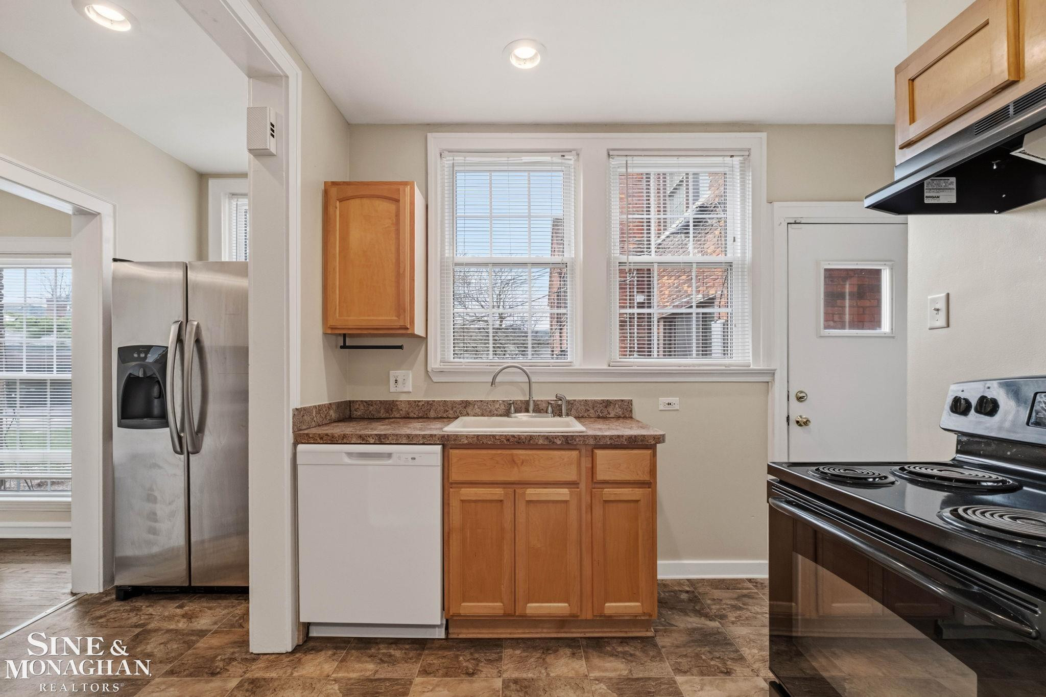 377 Rivard Boulevard, Grosse Pointe, MI 48230 — Photo 14