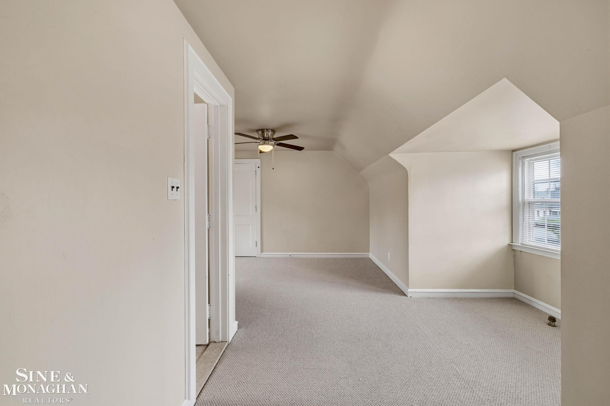 377 Rivard Boulevard, Grosse Pointe, MI 48230 — Photo 26