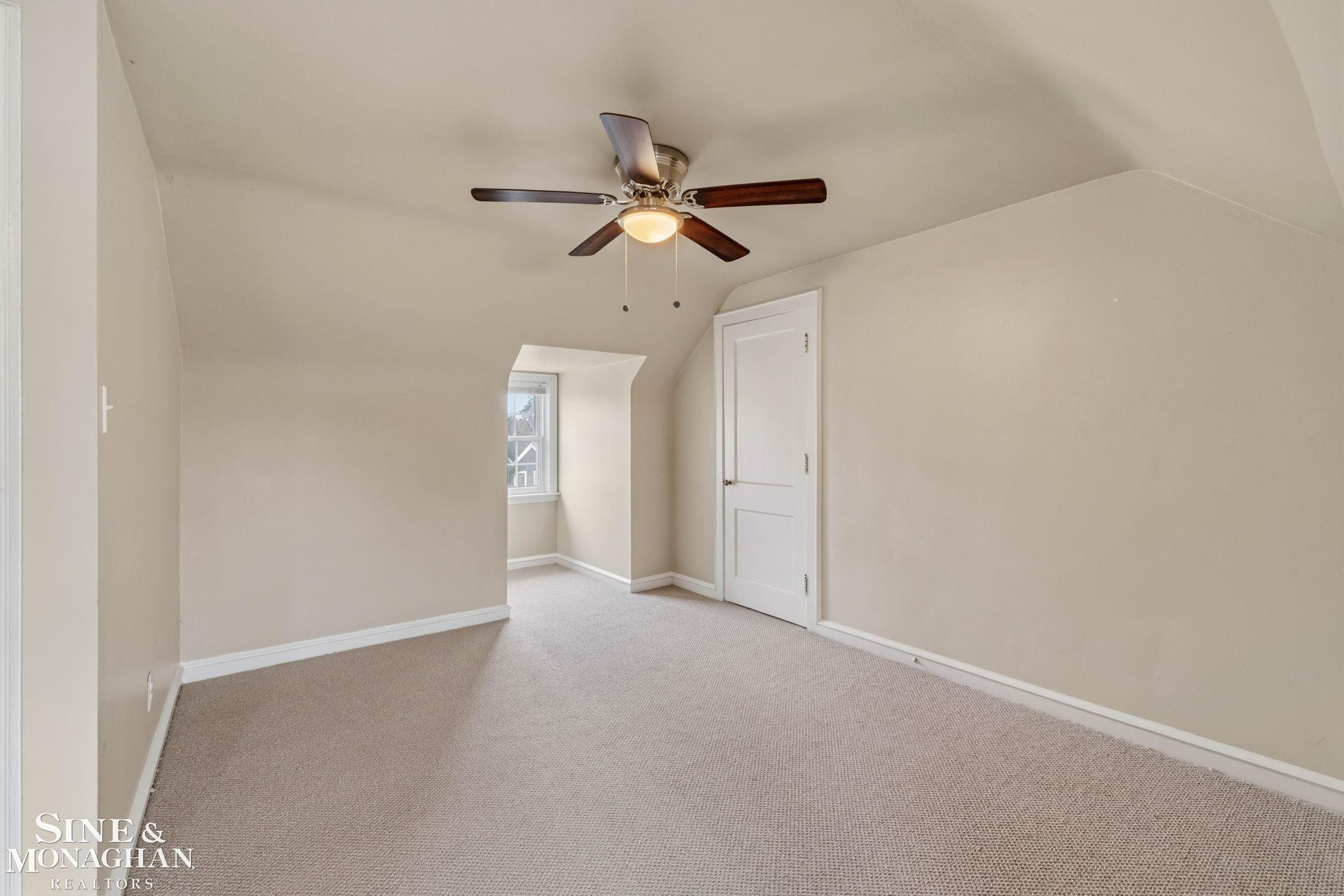 377 Rivard Boulevard, Grosse Pointe, MI 48230 — Photo 27