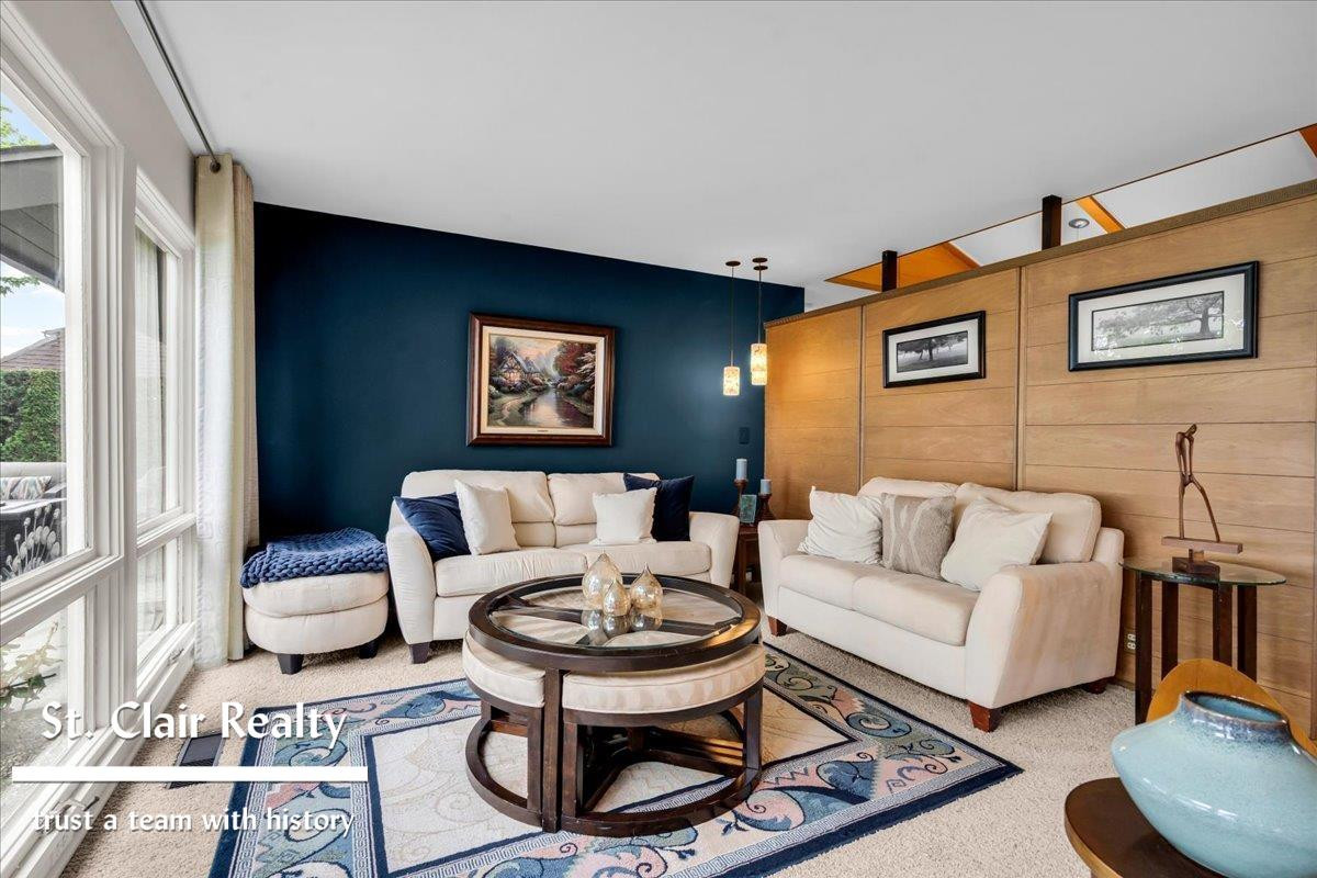 560 N Riverside Avenue, MI 48079 — Photo 13