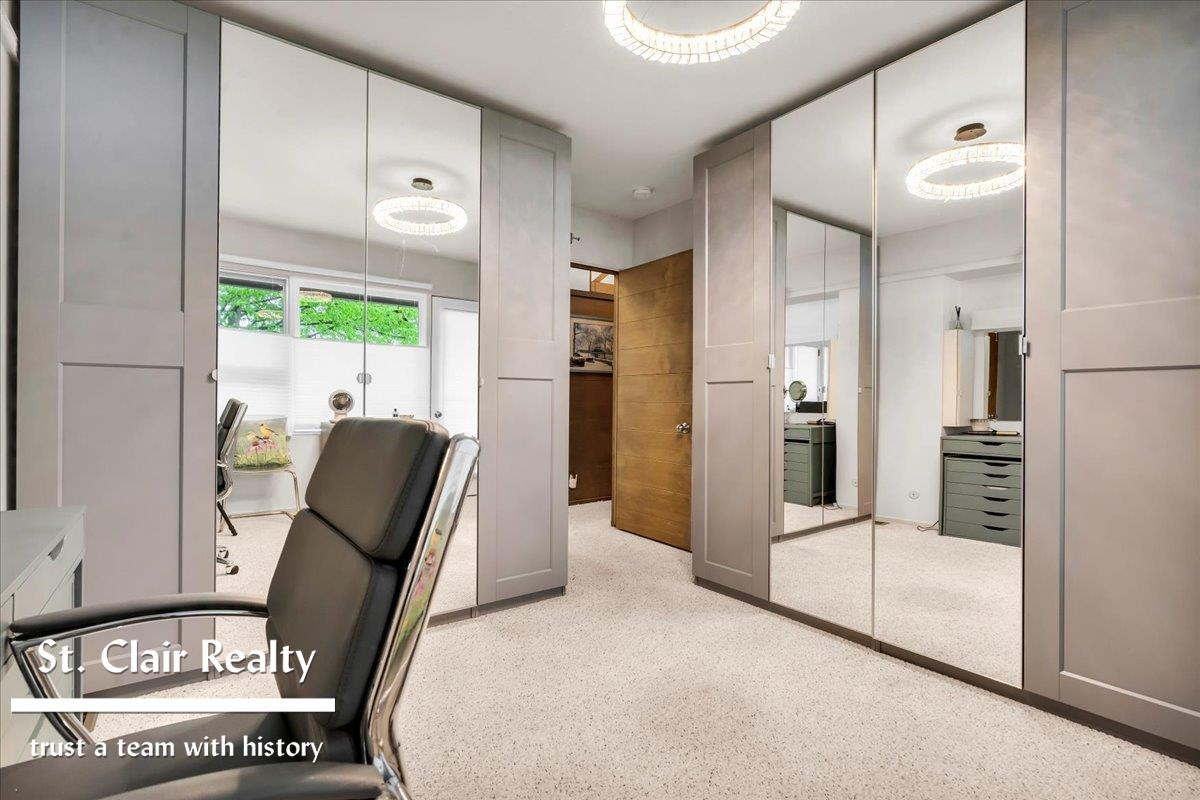 560 N Riverside Avenue, MI 48079 — Photo 23