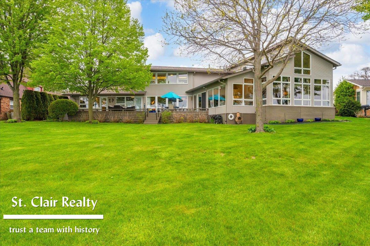 560 N Riverside Avenue, MI 48079 — Photo 36