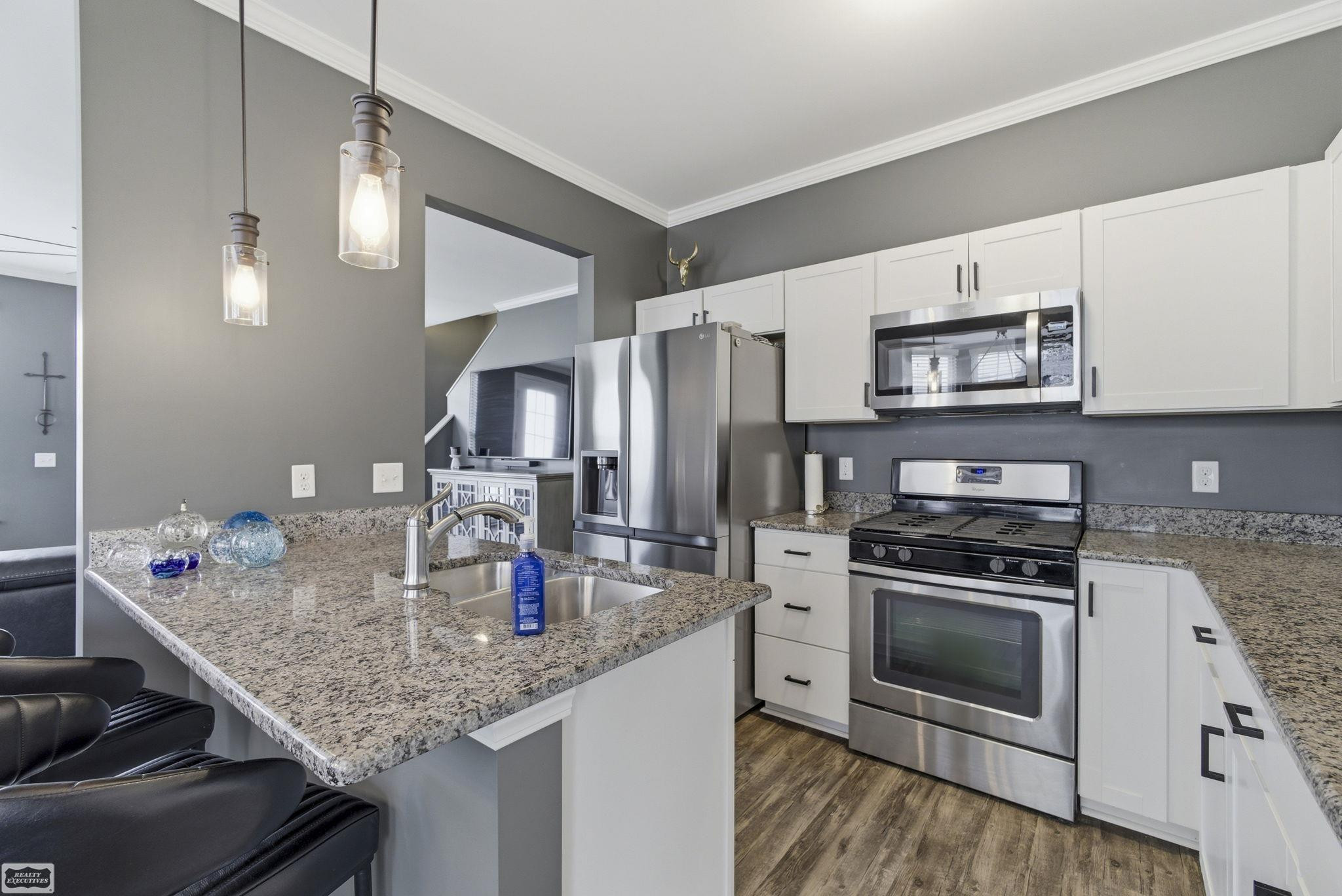 56756 Longhorn Drive, Utica, MI 48316 — Photo 9