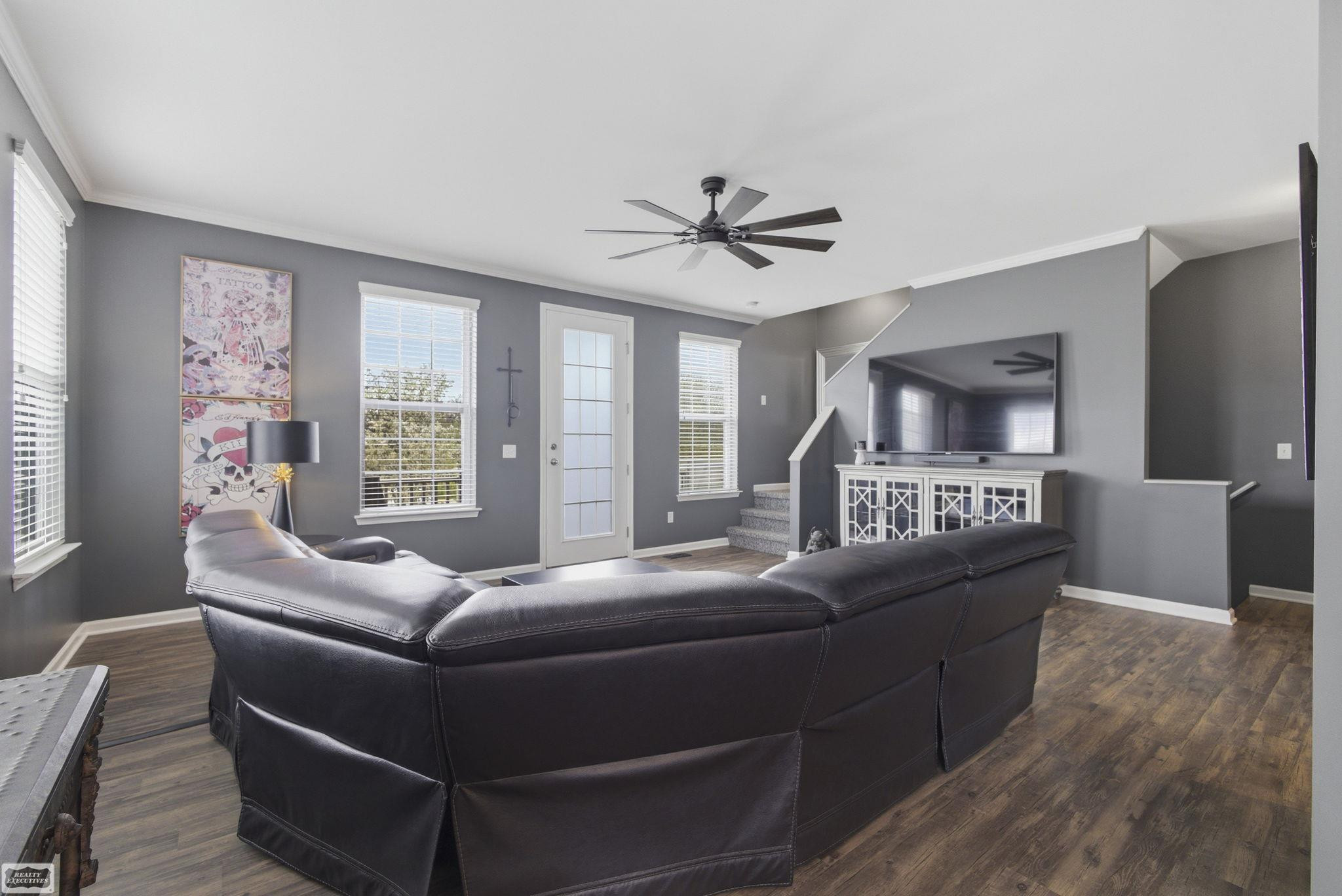 56756 Longhorn Drive, Utica, MI 48316 — Photo 14