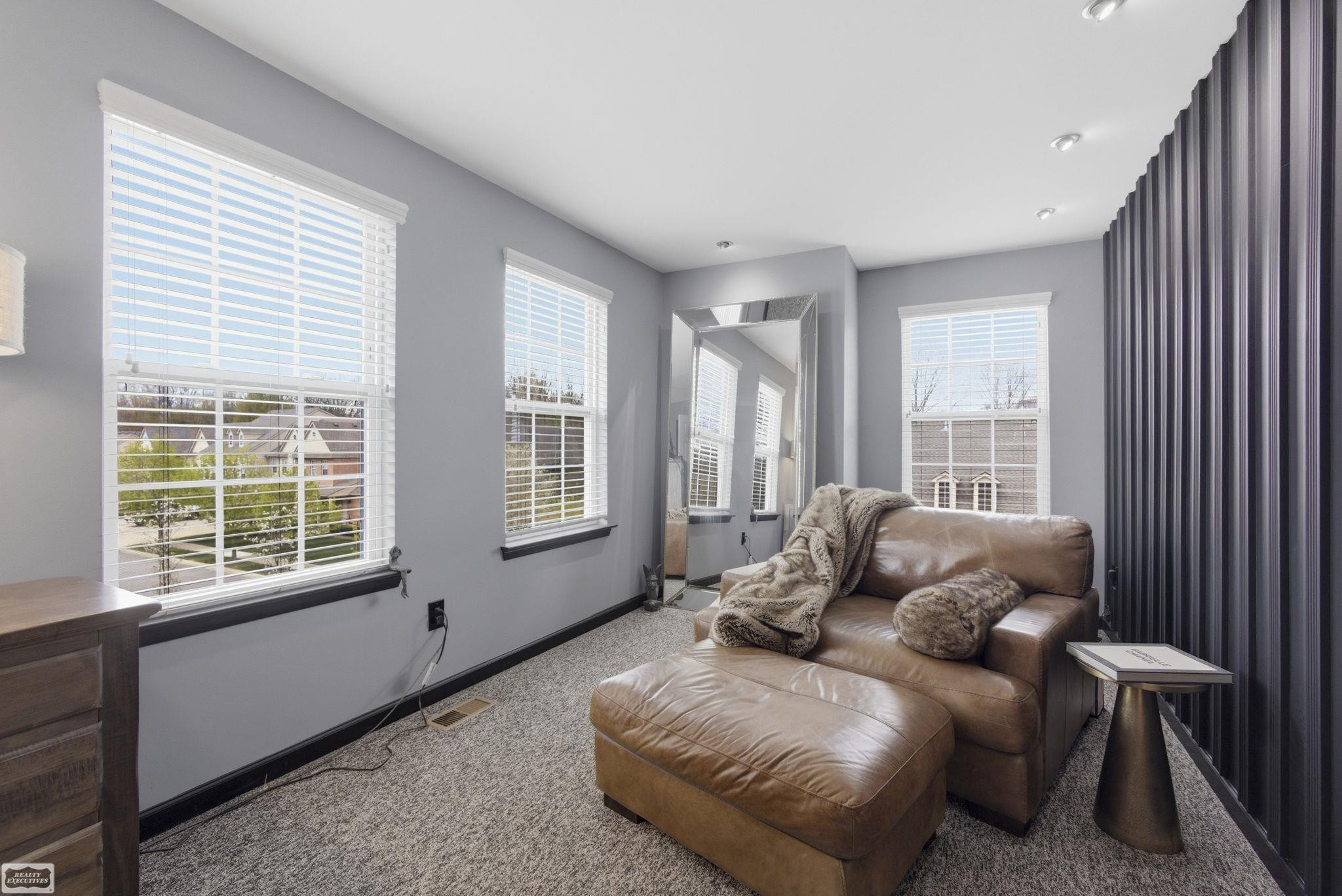 56756 Longhorn Drive, Utica, MI 48316 — Photo 20