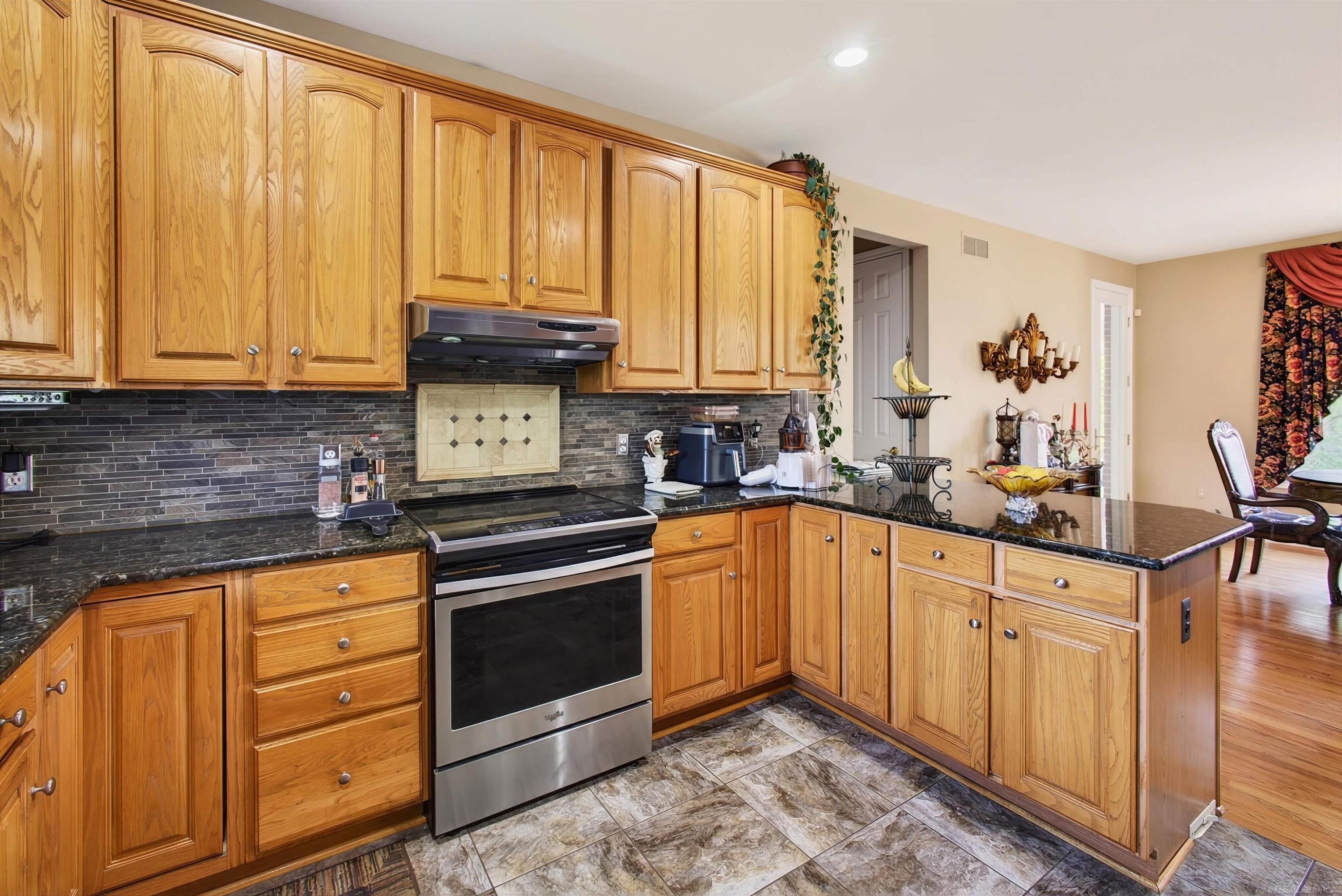 4897 18 1/2 Mile Road, Sterling Heights, MI 48314 — Photo 14