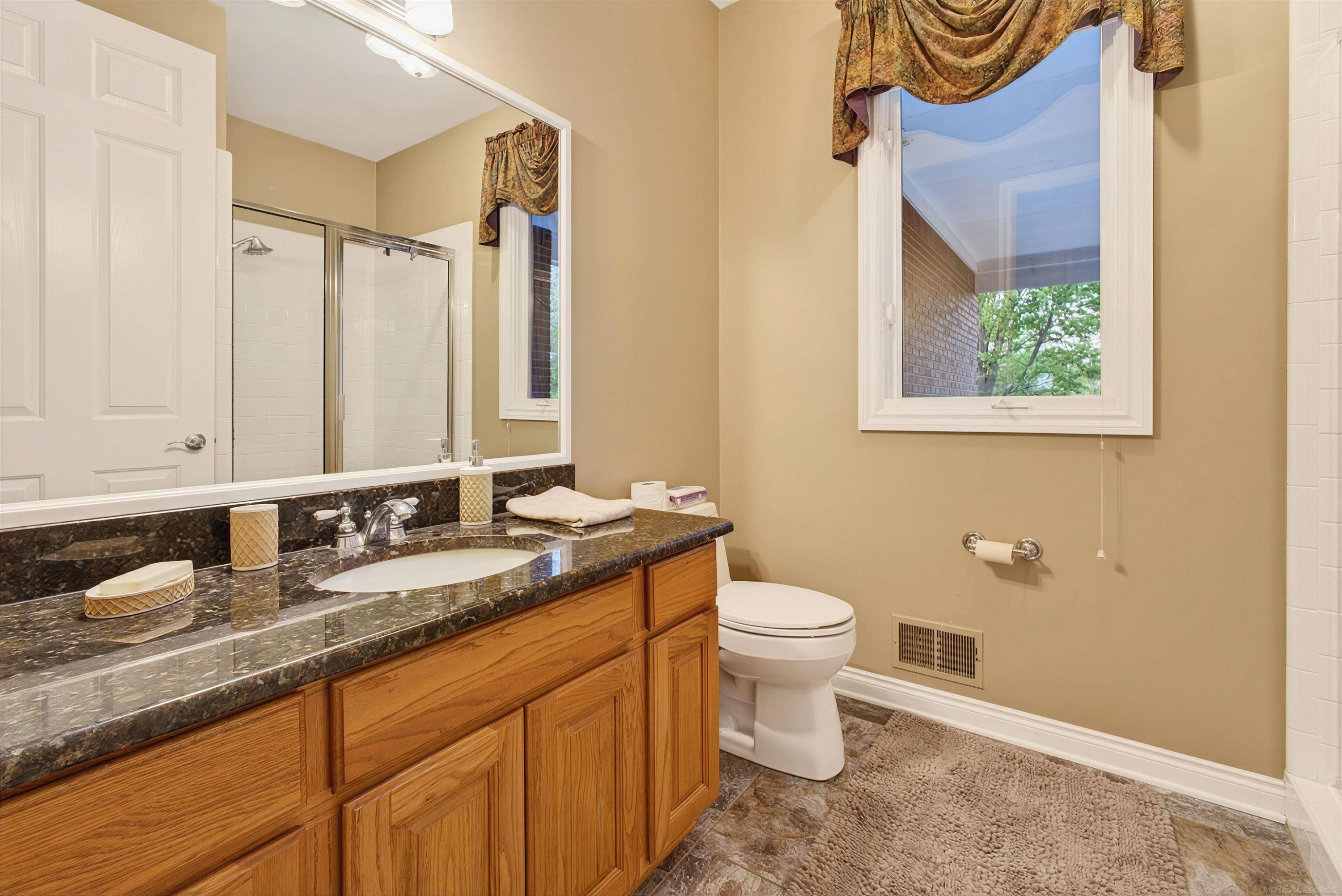 4897 18 1/2 Mile Road, Sterling Heights, MI 48314 — Photo 17