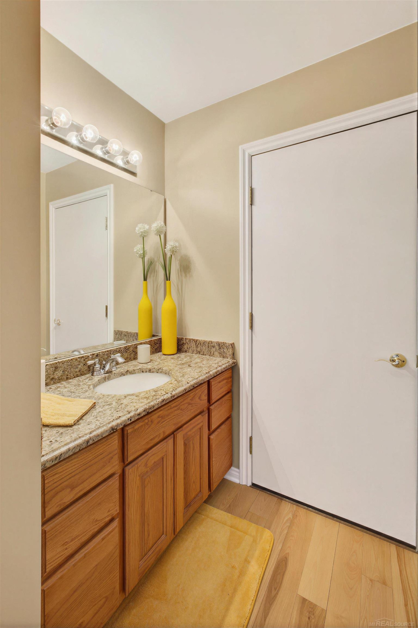4897 18 1/2 Mile Road, Sterling Heights, MI 48314 — Photo 22