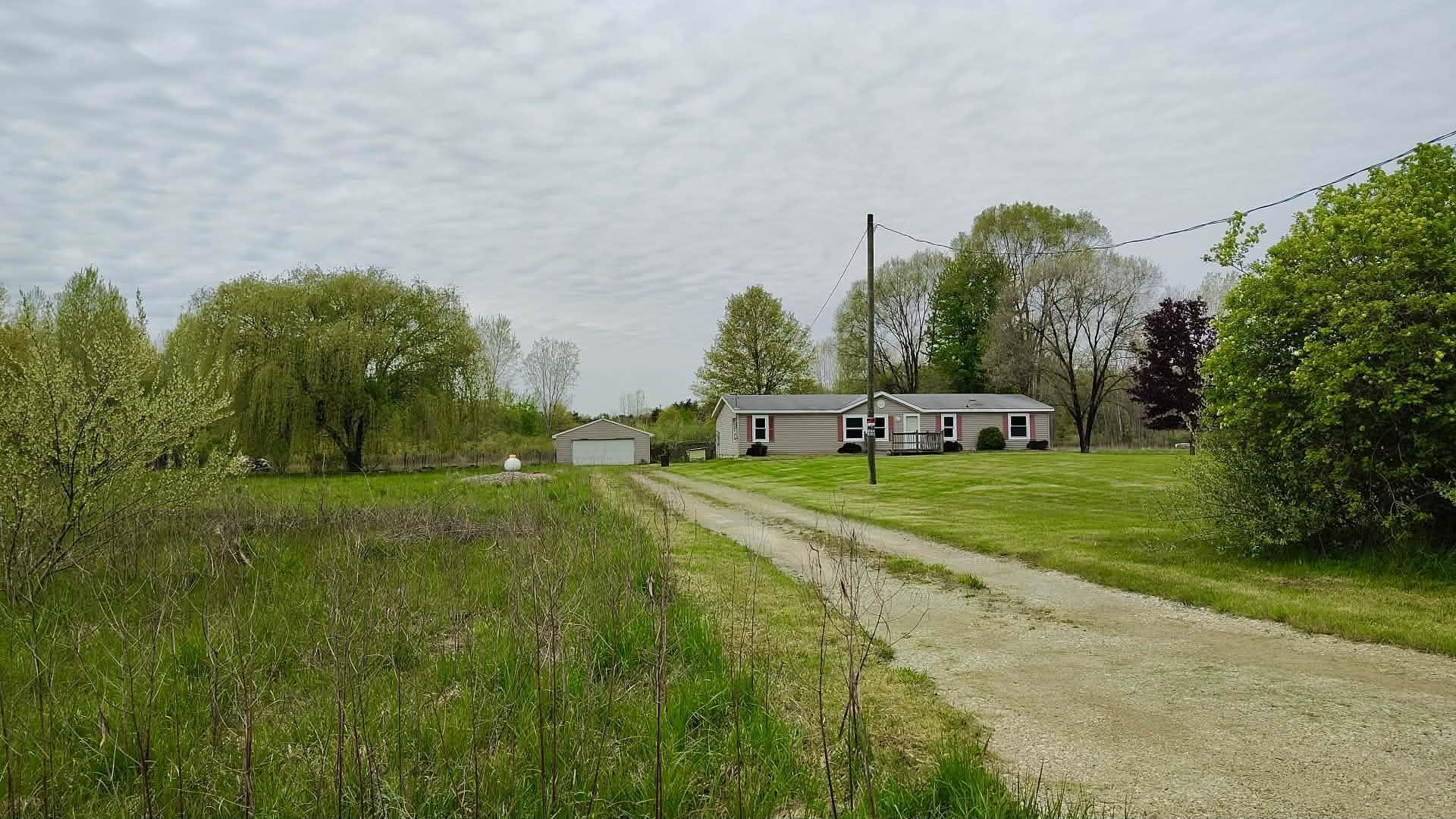 8602 S Fordney Road, Saint Charles, MI 48655 — Photo 3