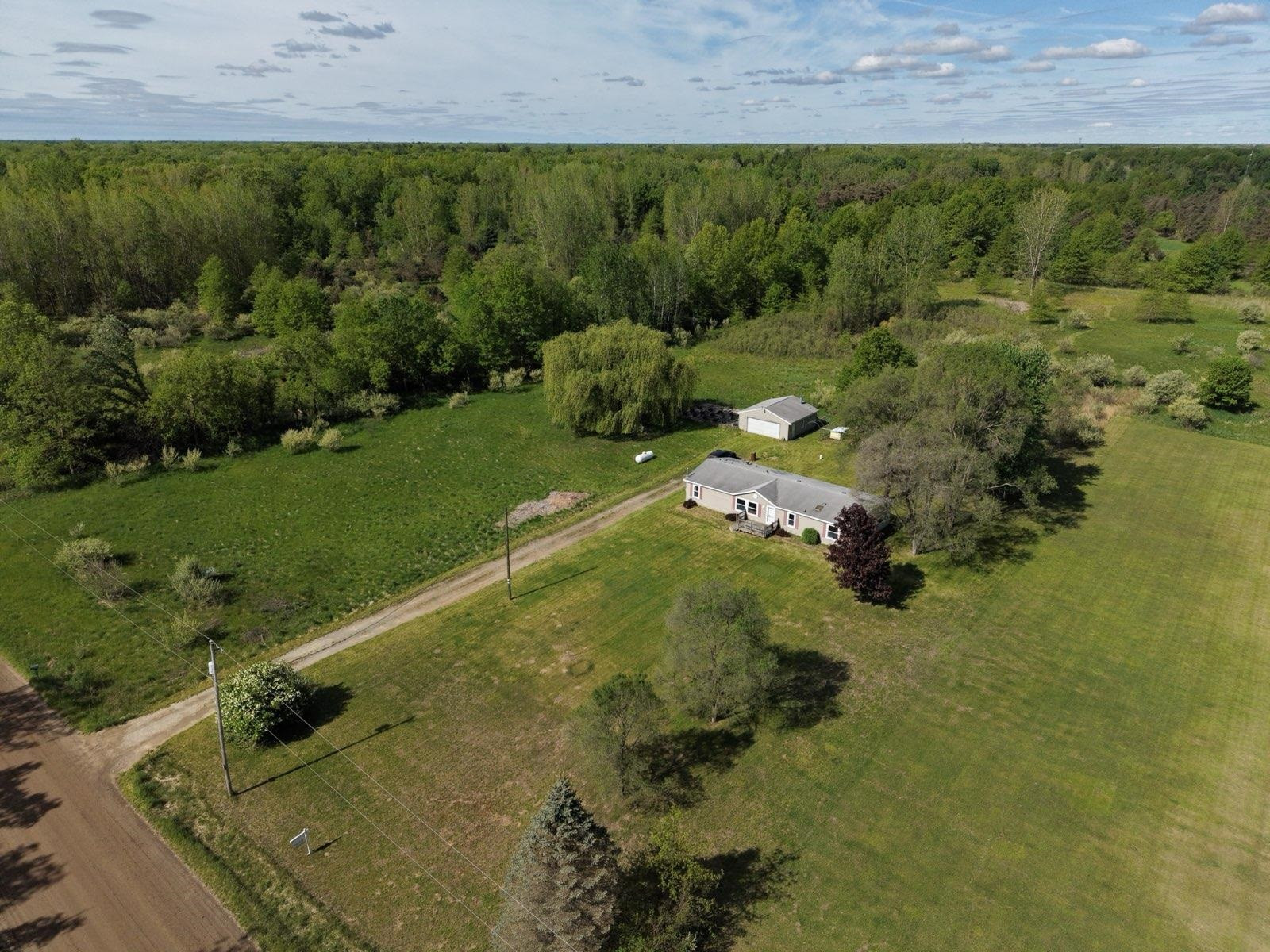 8602 S Fordney Road, Saint Charles, MI 48655 — Photo 5