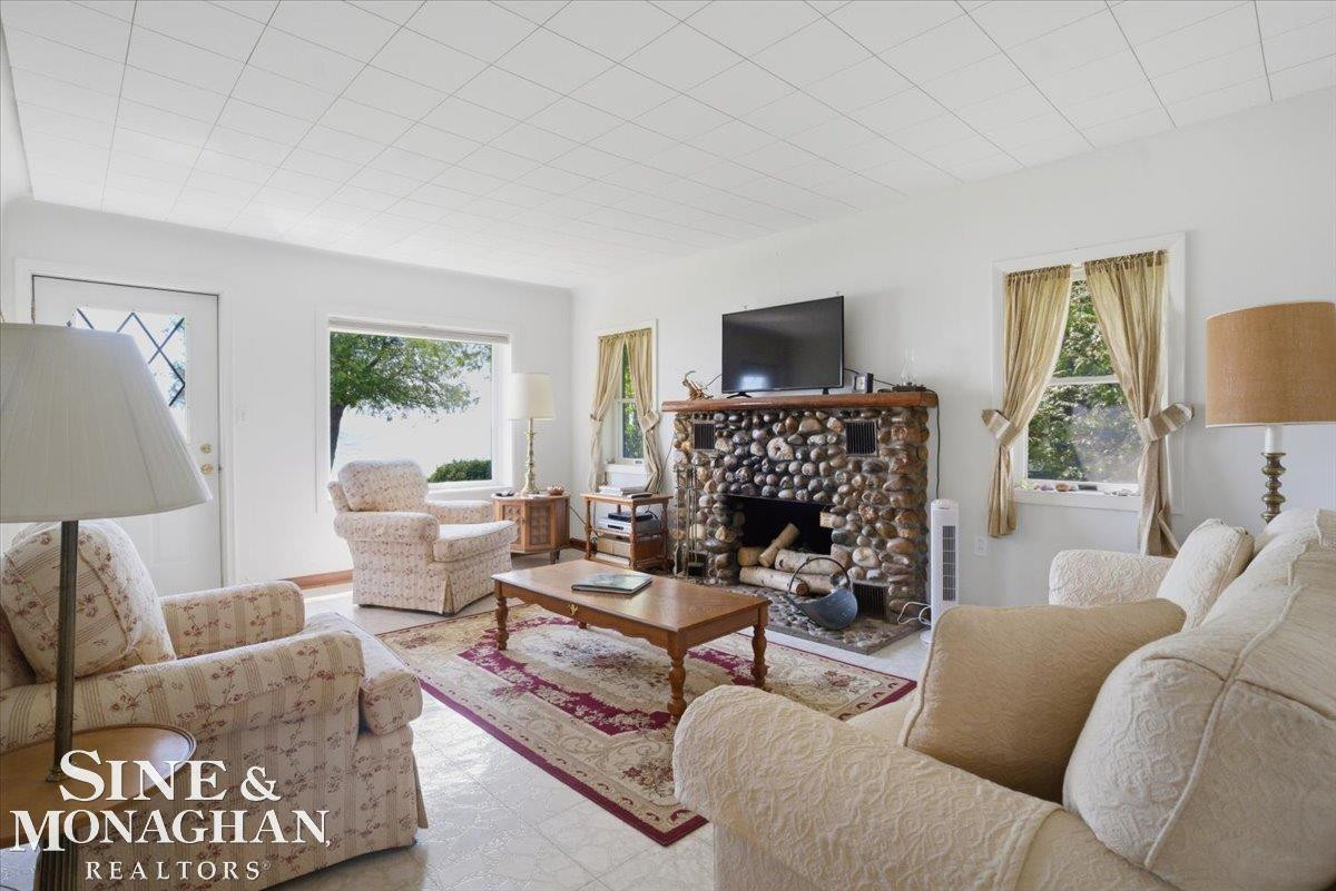 637 S Lakeshore Rd Road, Port Sanilac, MI 48469 — Photo 5