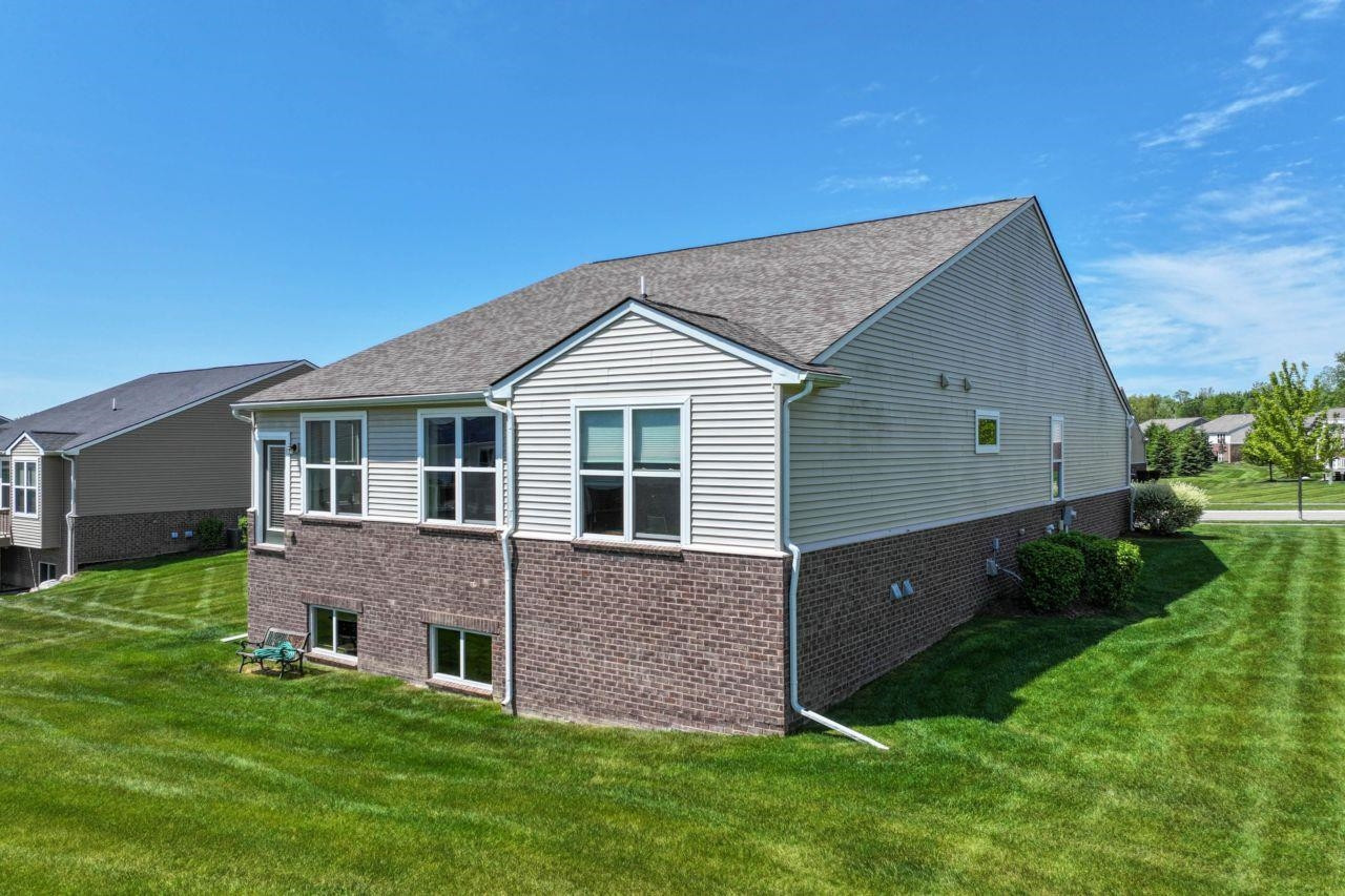 9287 Pebble Beach Lane, Grand Blanc, MI 48439 — Photo 28
