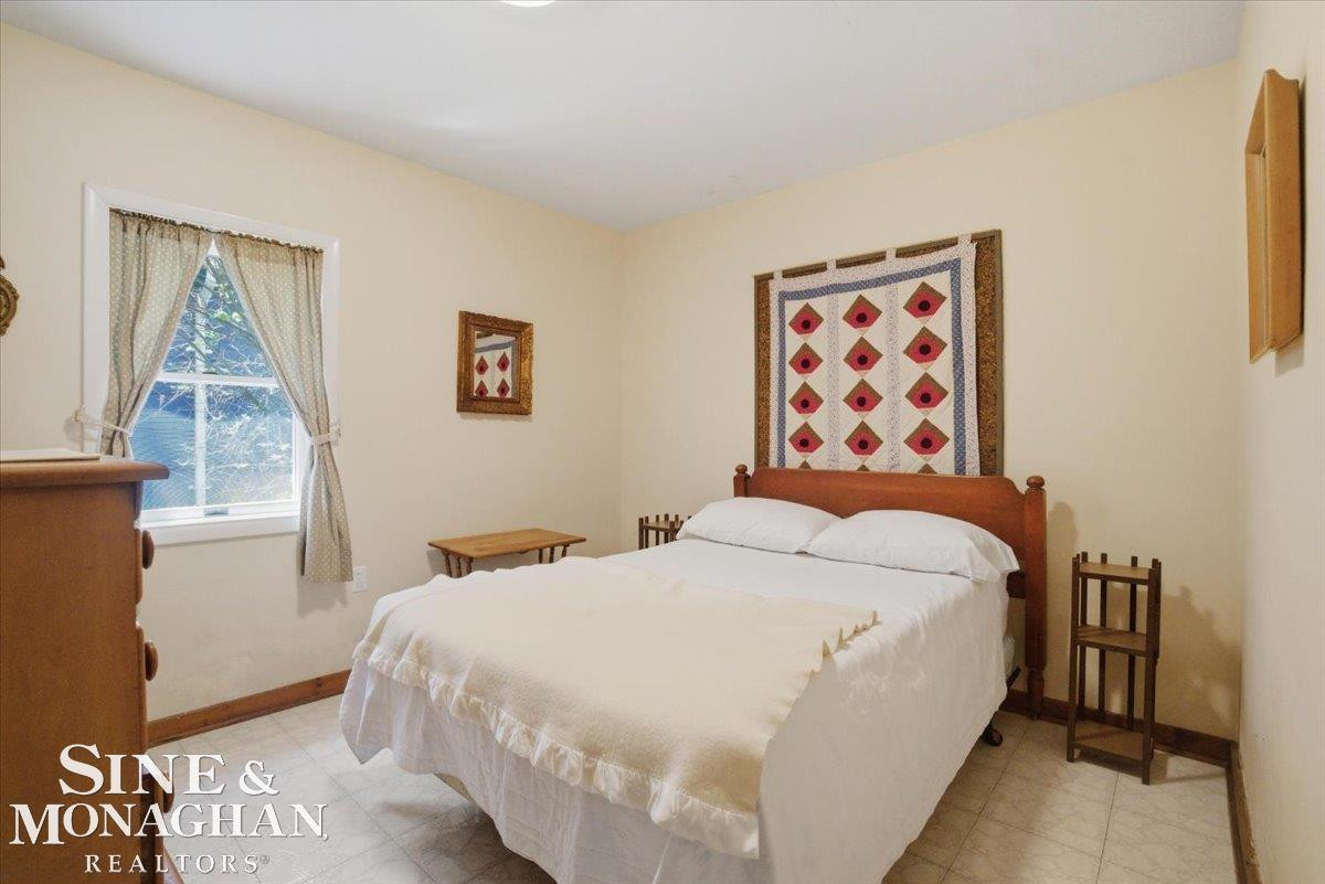 637 S Lakeshore Rd Road, Port Sanilac, MI 48469 — Photo 22