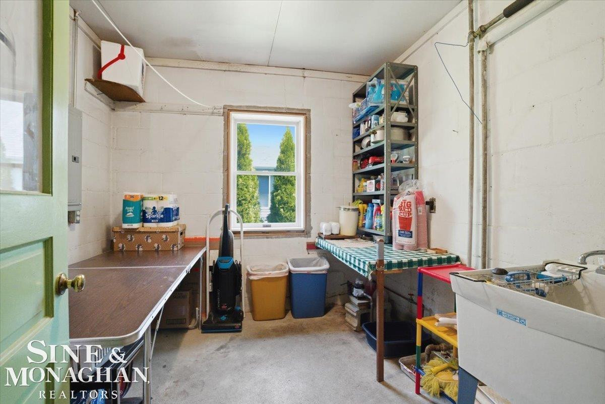 637 S Lakeshore Rd Road, Port Sanilac, MI 48469 — Photo 24