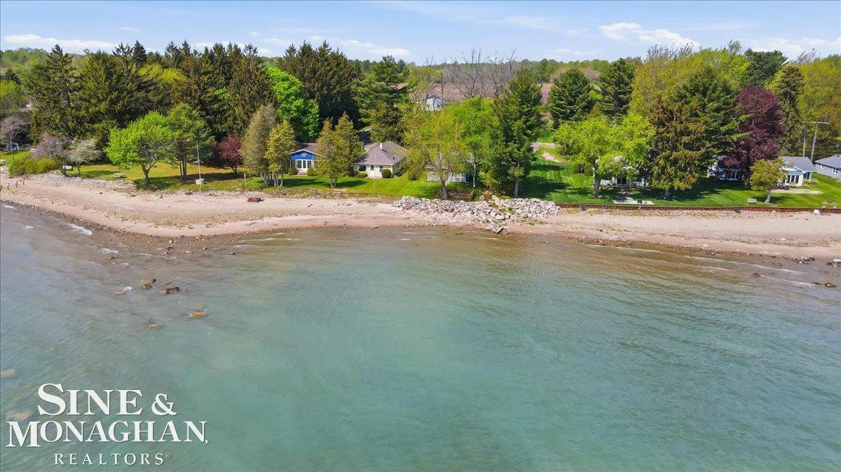 637 S Lakeshore Rd Road, Port Sanilac, MI 48469 — Photo 38