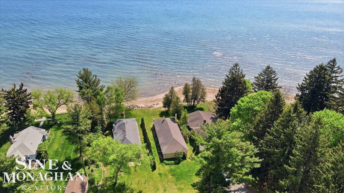 637 S Lakeshore Rd Road, Port Sanilac, MI 48469 — Photo 43