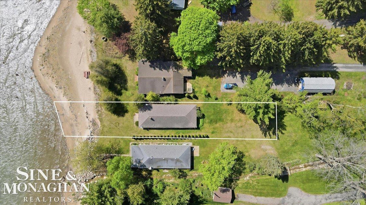 637 S Lakeshore Rd Road, Port Sanilac, MI 48469 — Photo 44