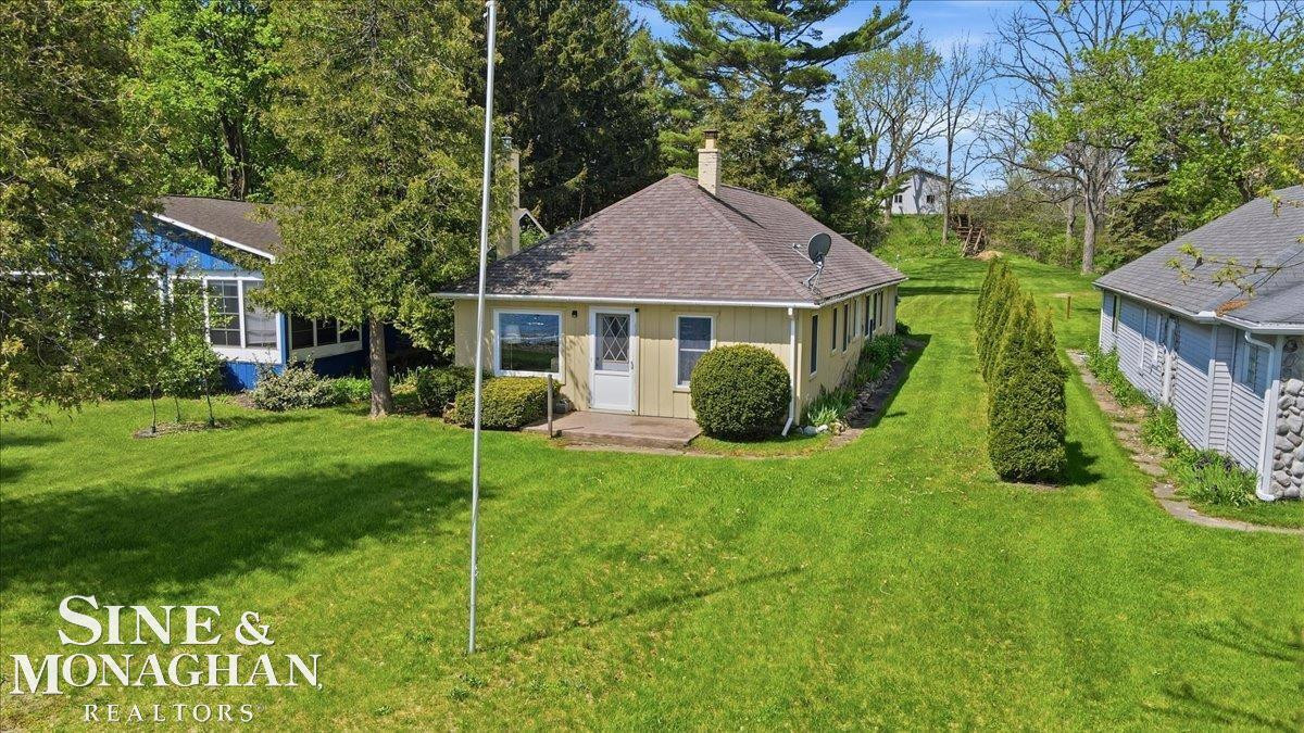 637 S Lakeshore Rd Road, Port Sanilac, MI 48469 — Photo 45
