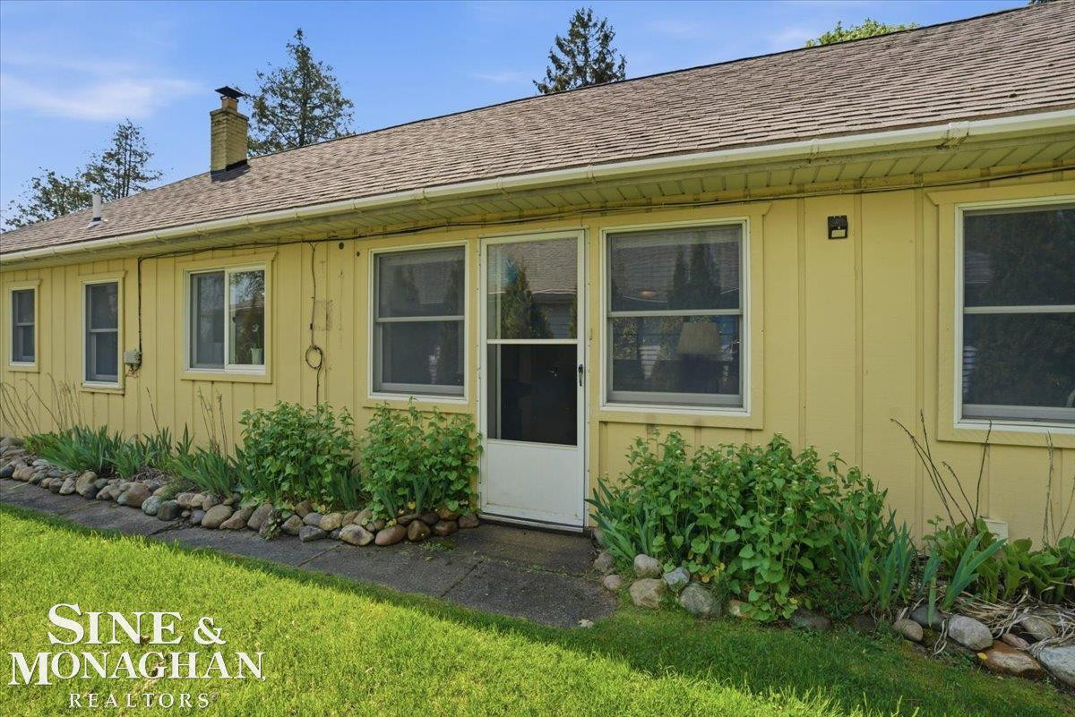 637 S Lakeshore Rd Road, Port Sanilac, MI 48469 — Photo 46