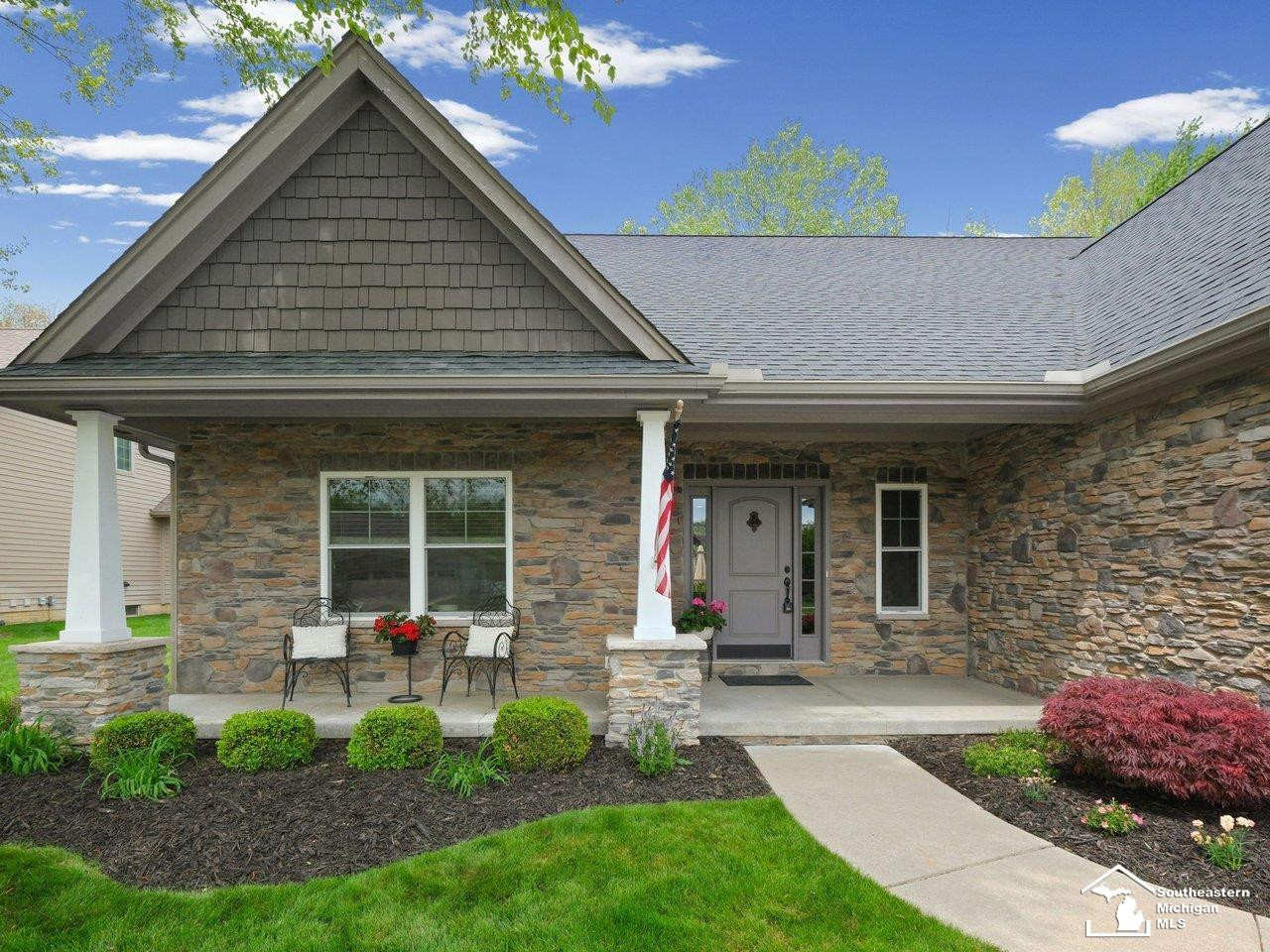 6606 Summerlyn Boulevard, Lambertville, MI 48144 — Photo 4