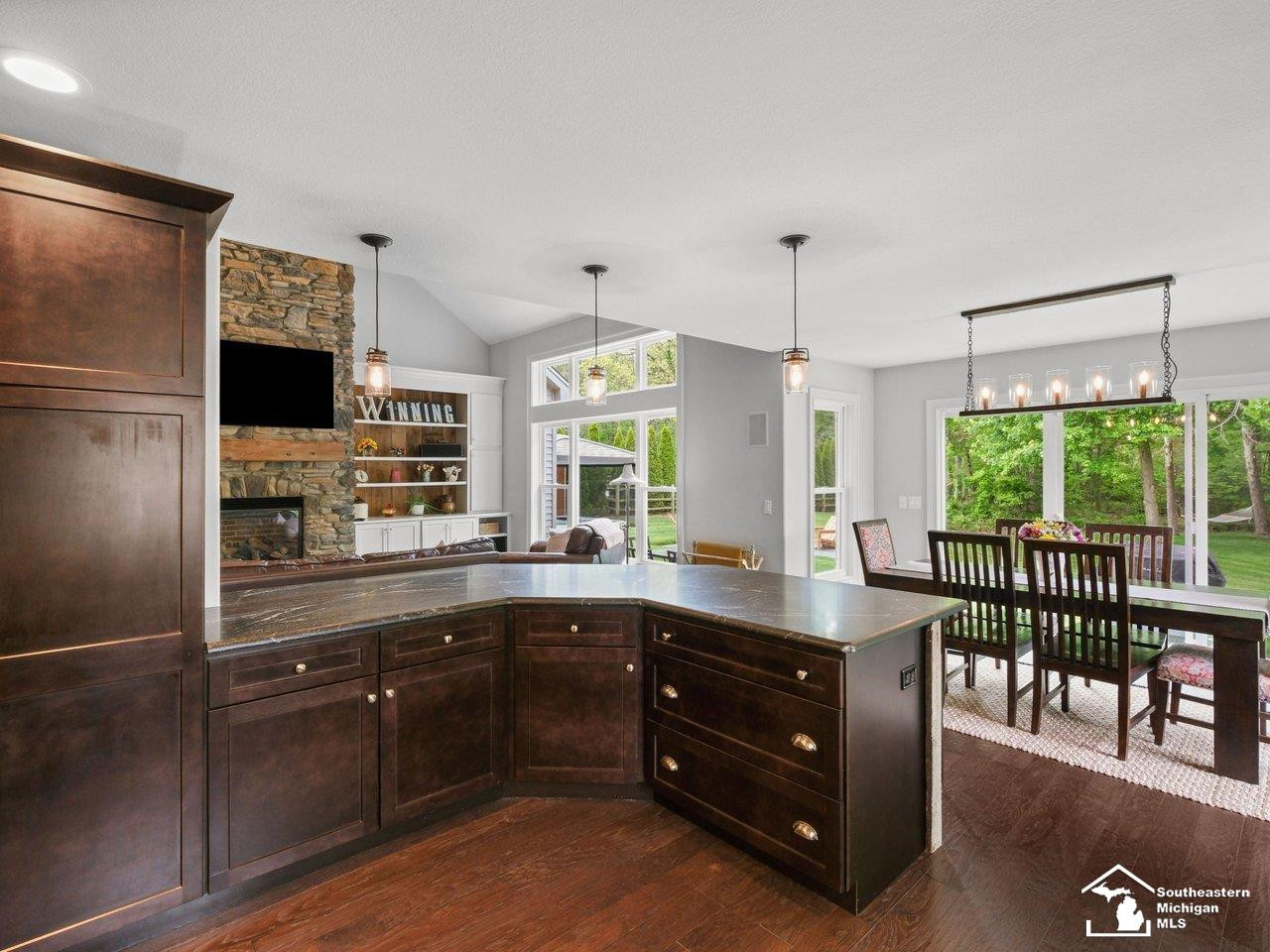 6606 Summerlyn Boulevard, Lambertville, MI 48144 — Photo 17