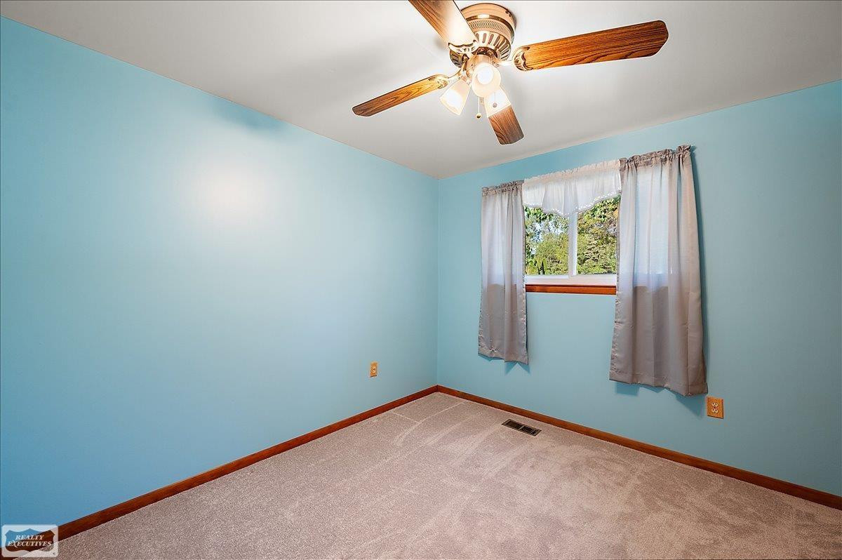 53656 Lynnham Lane, Shelby Twp, MI 48316 — Photo 23