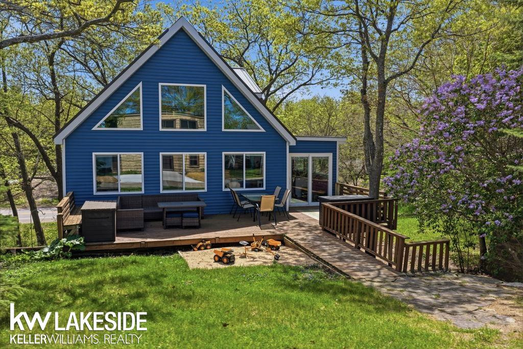 5815 Oak Pointe Drive, Caseville, MI 48725