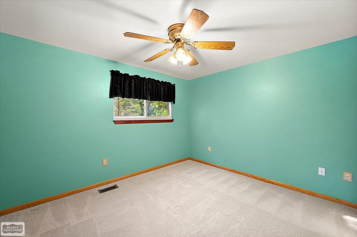 53656 Lynnham Lane, Shelby Twp, MI 48316 — Photo 32