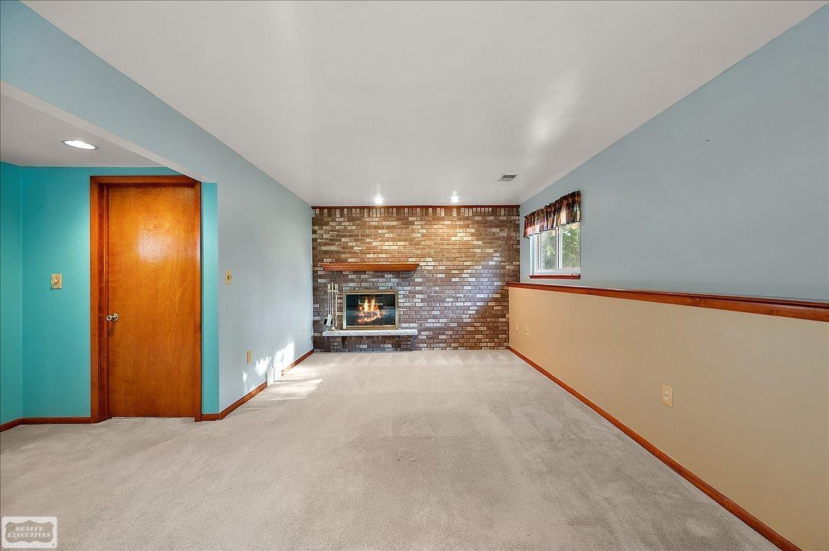 53656 Lynnham Lane, Shelby Twp, MI 48316 — Photo 35