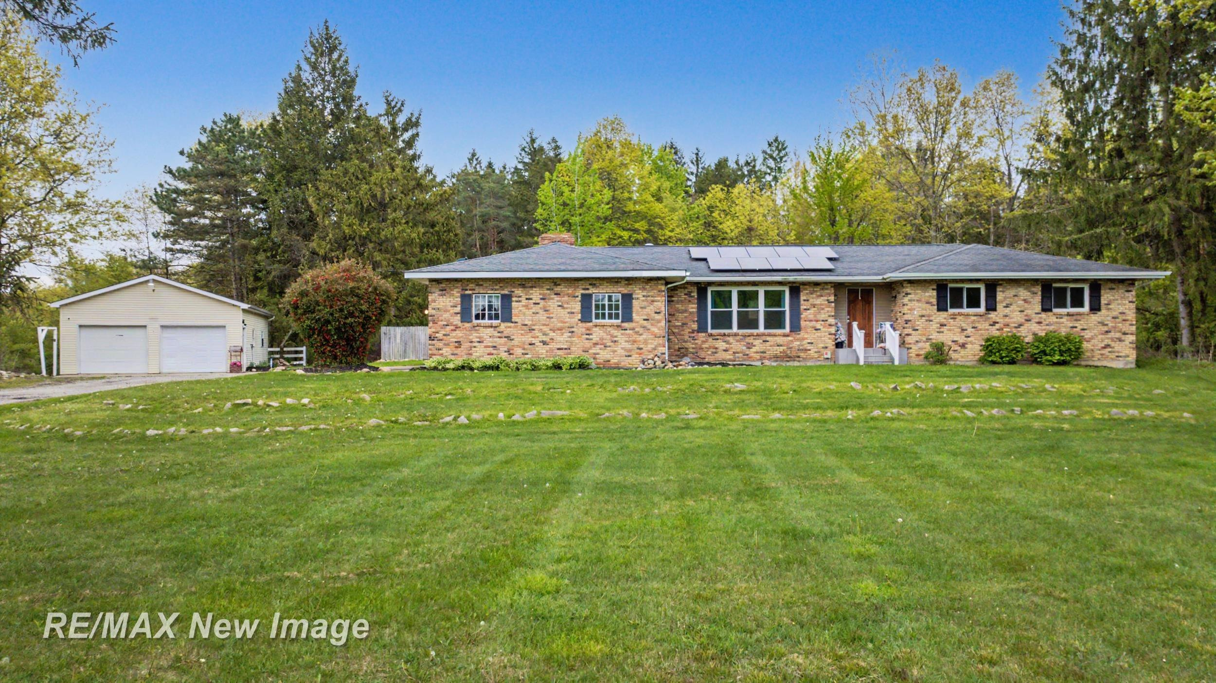 8013 S Merrill Road, Saint Charles, MI 48655 — front exterior