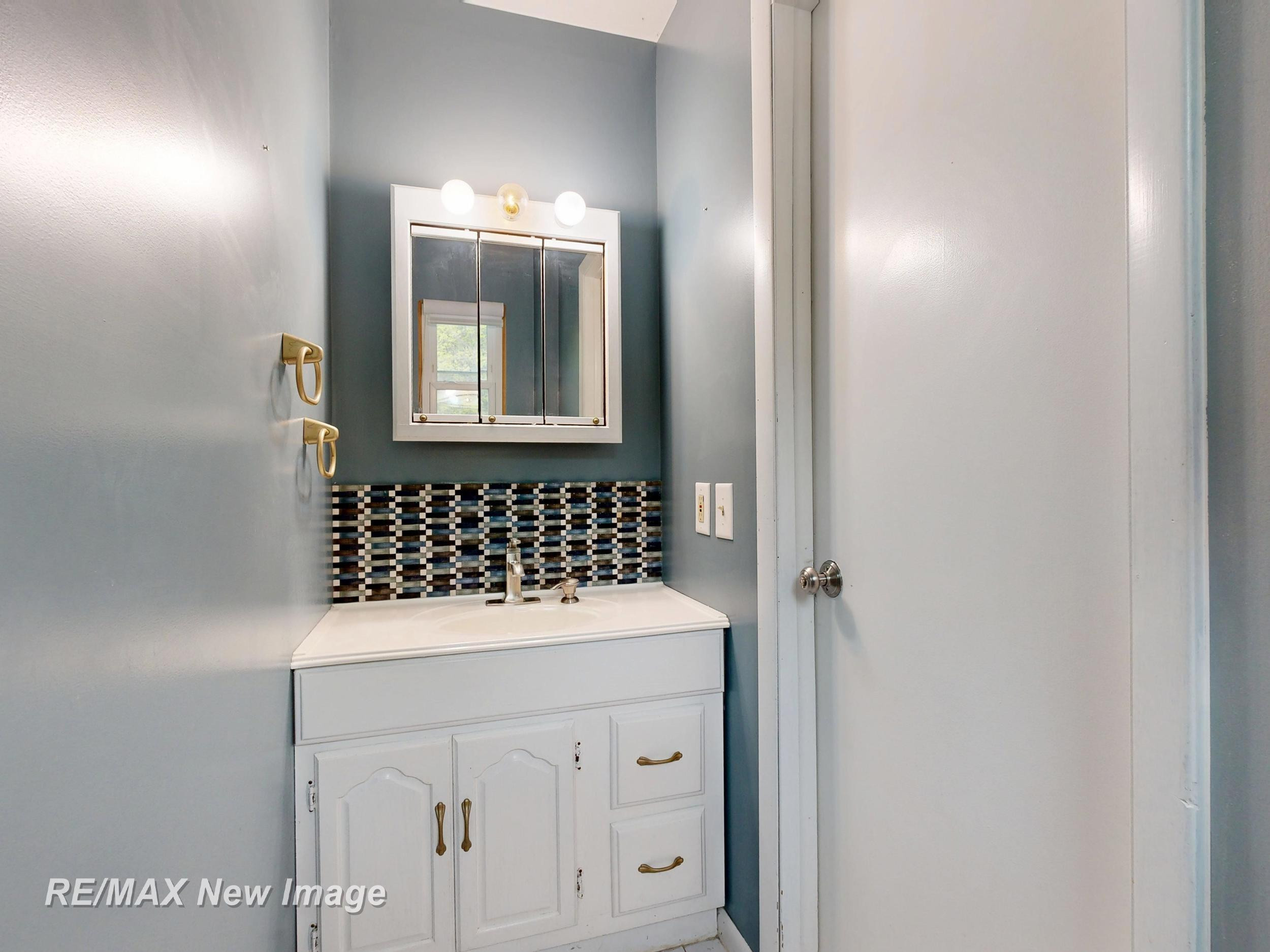 8013 S Merrill Road, Saint Charles, MI 48655 — Photo 8