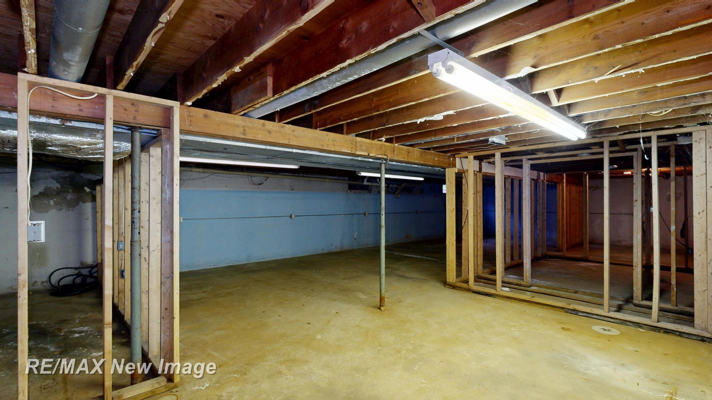 8013 S Merrill Road, Saint Charles, MI 48655 — Photo 17