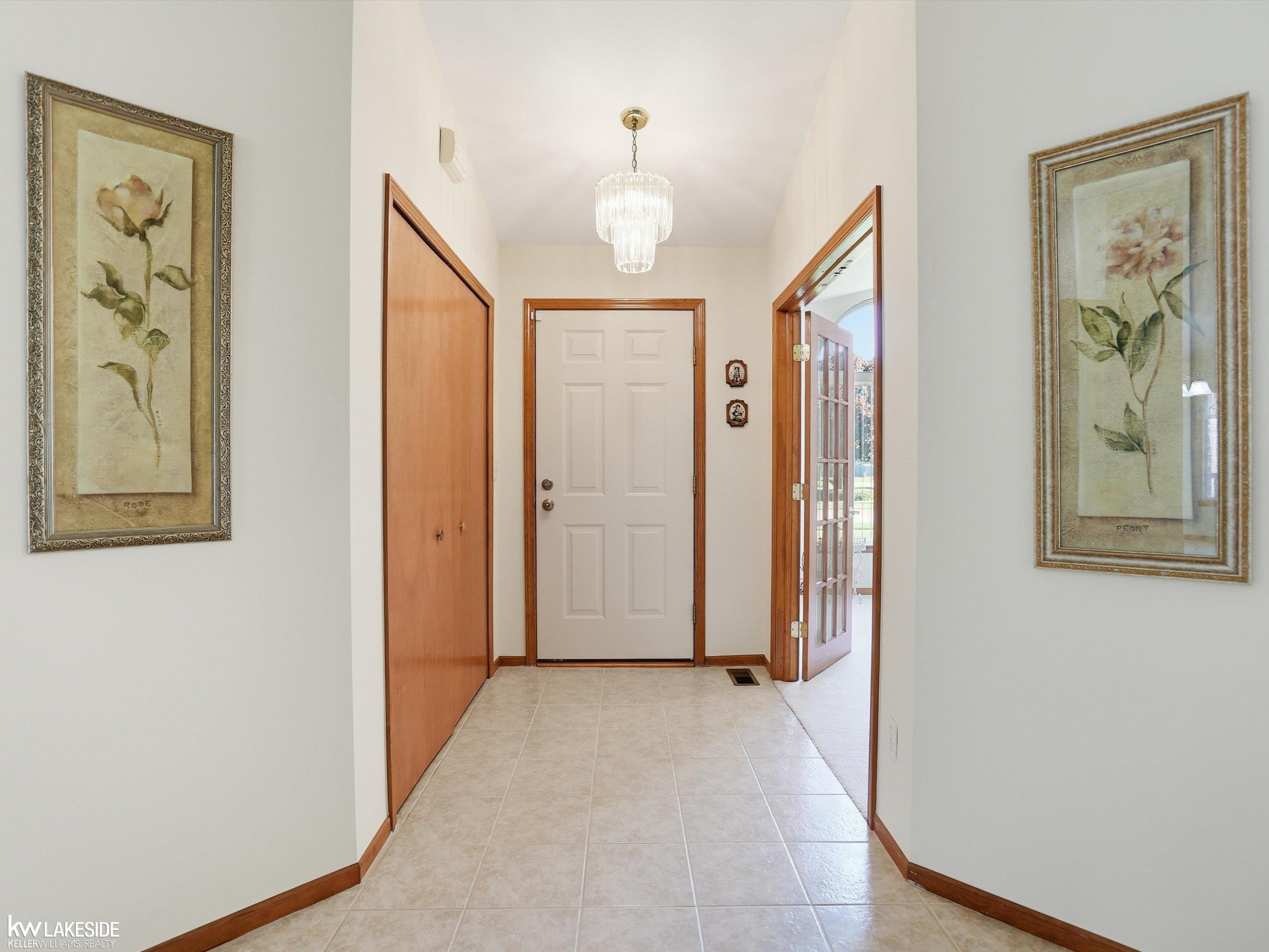 51927 Copper Creek Court, Chesterfield, MI 48047 — Photo 6
