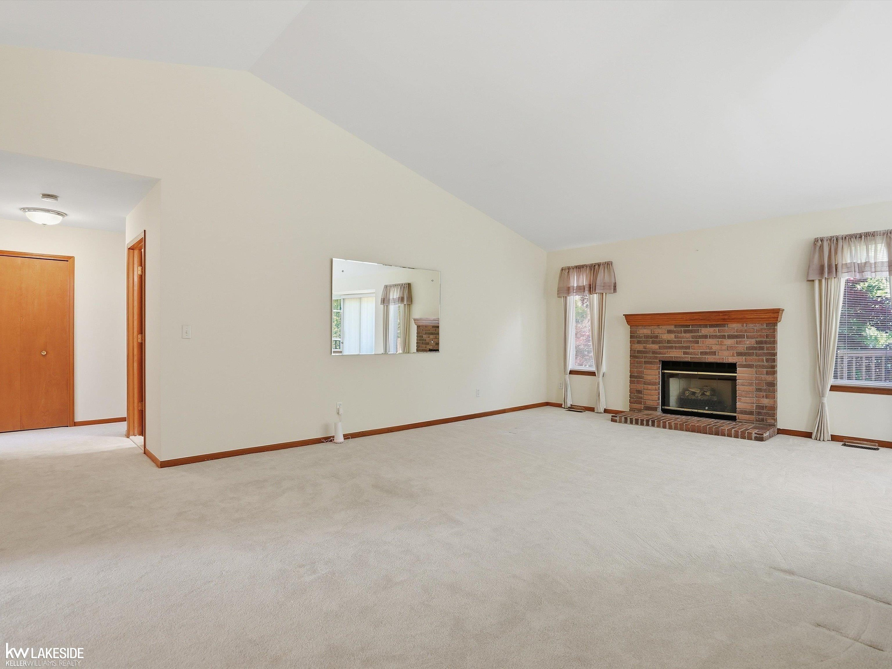 51927 Copper Creek Court, Chesterfield, MI 48047 — Photo 9