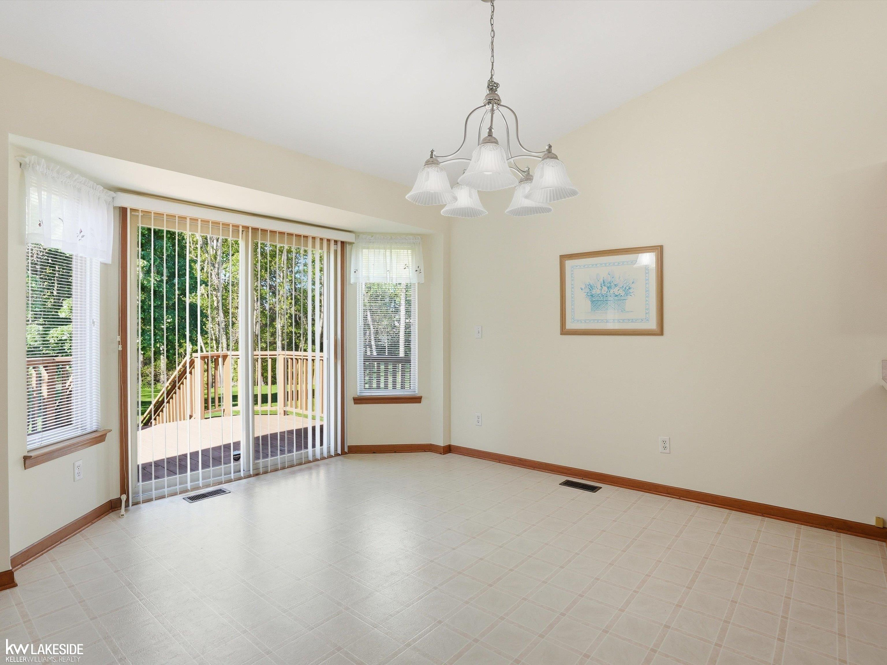 51927 Copper Creek Court, Chesterfield, MI 48047 — Photo 12